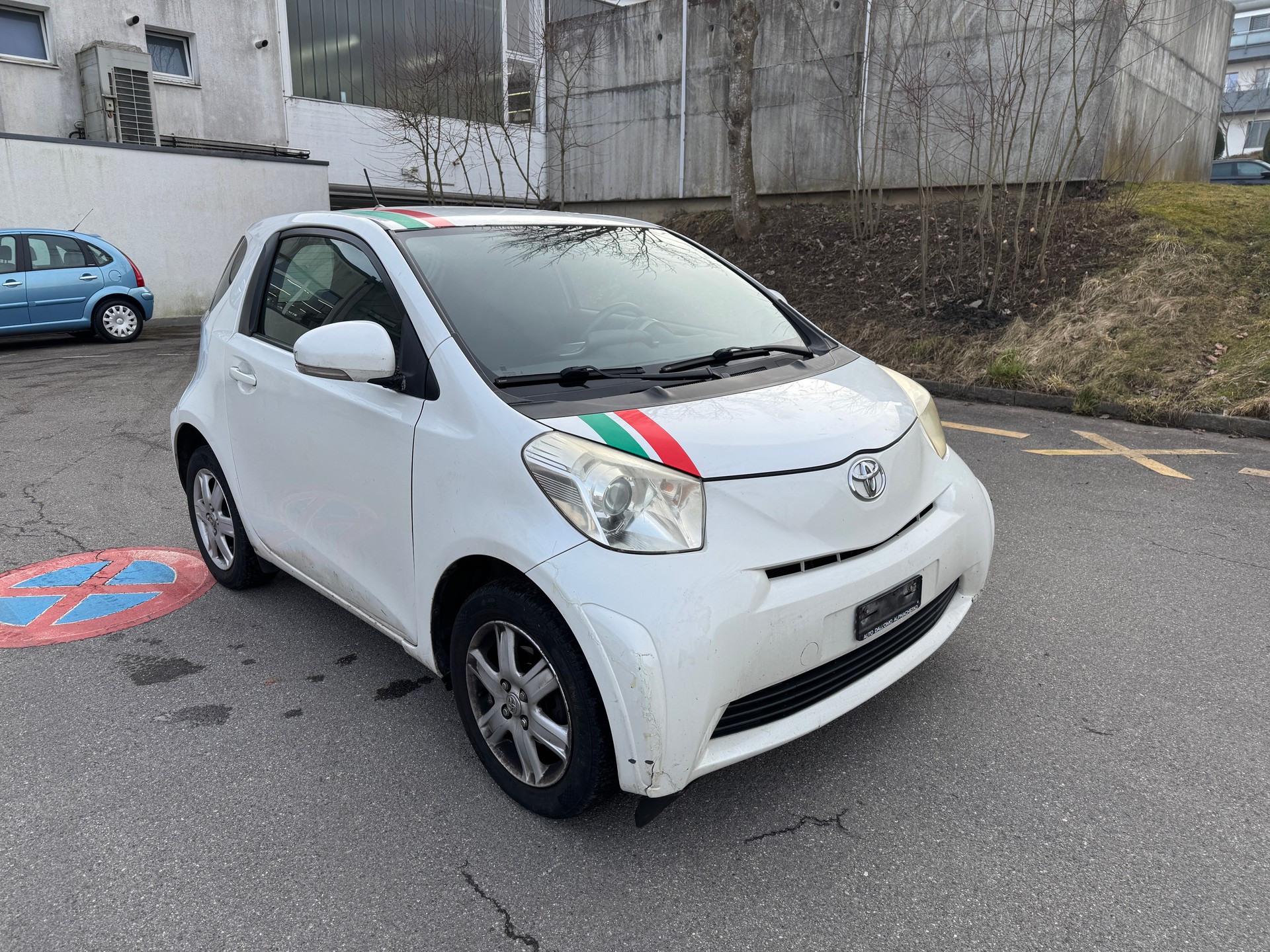 TOYOTA iQ 1.0 VVT-i Eco-image-7