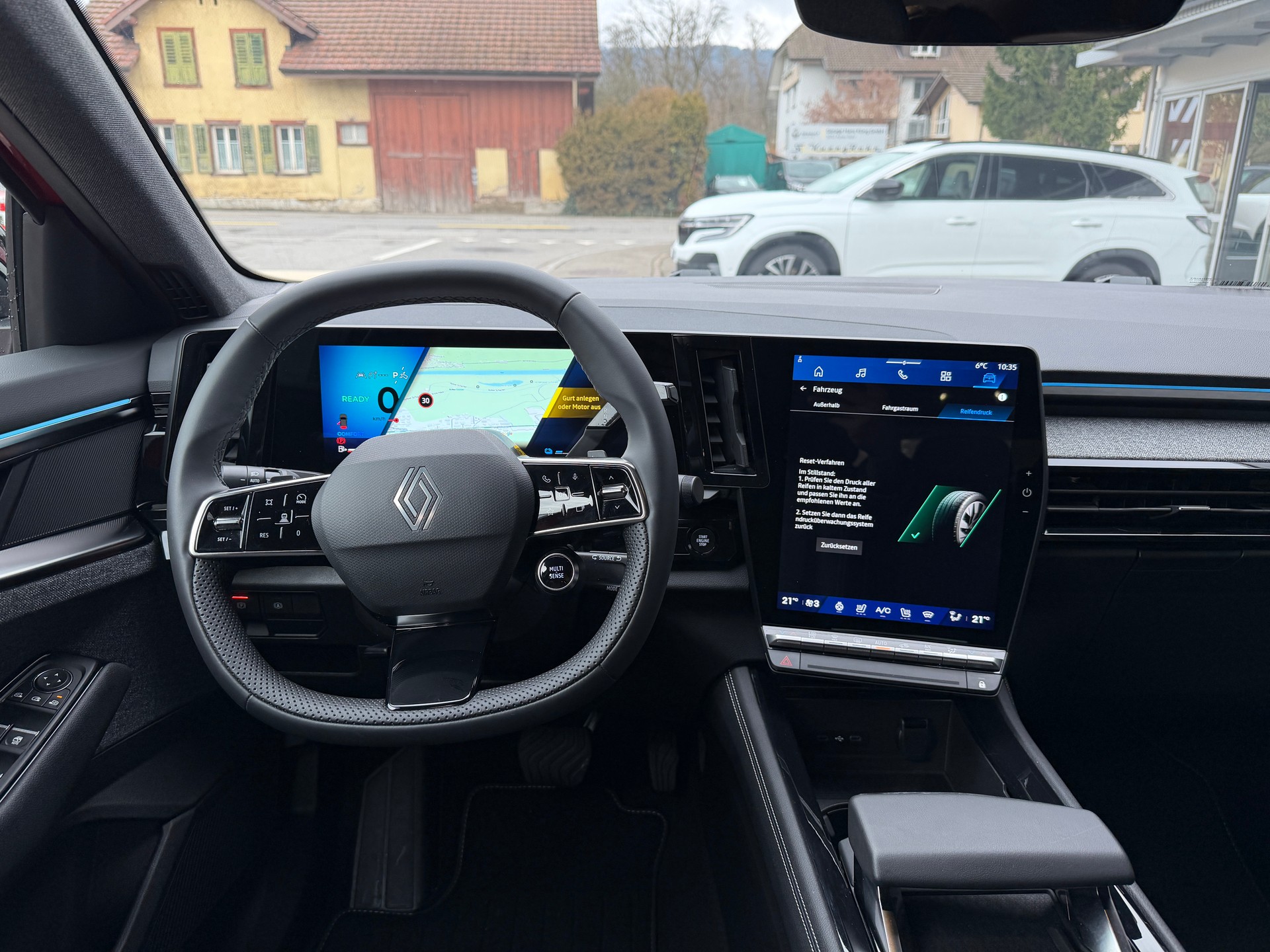 RENAULT Espace 1.2 E-Tech techno 7P-image-4