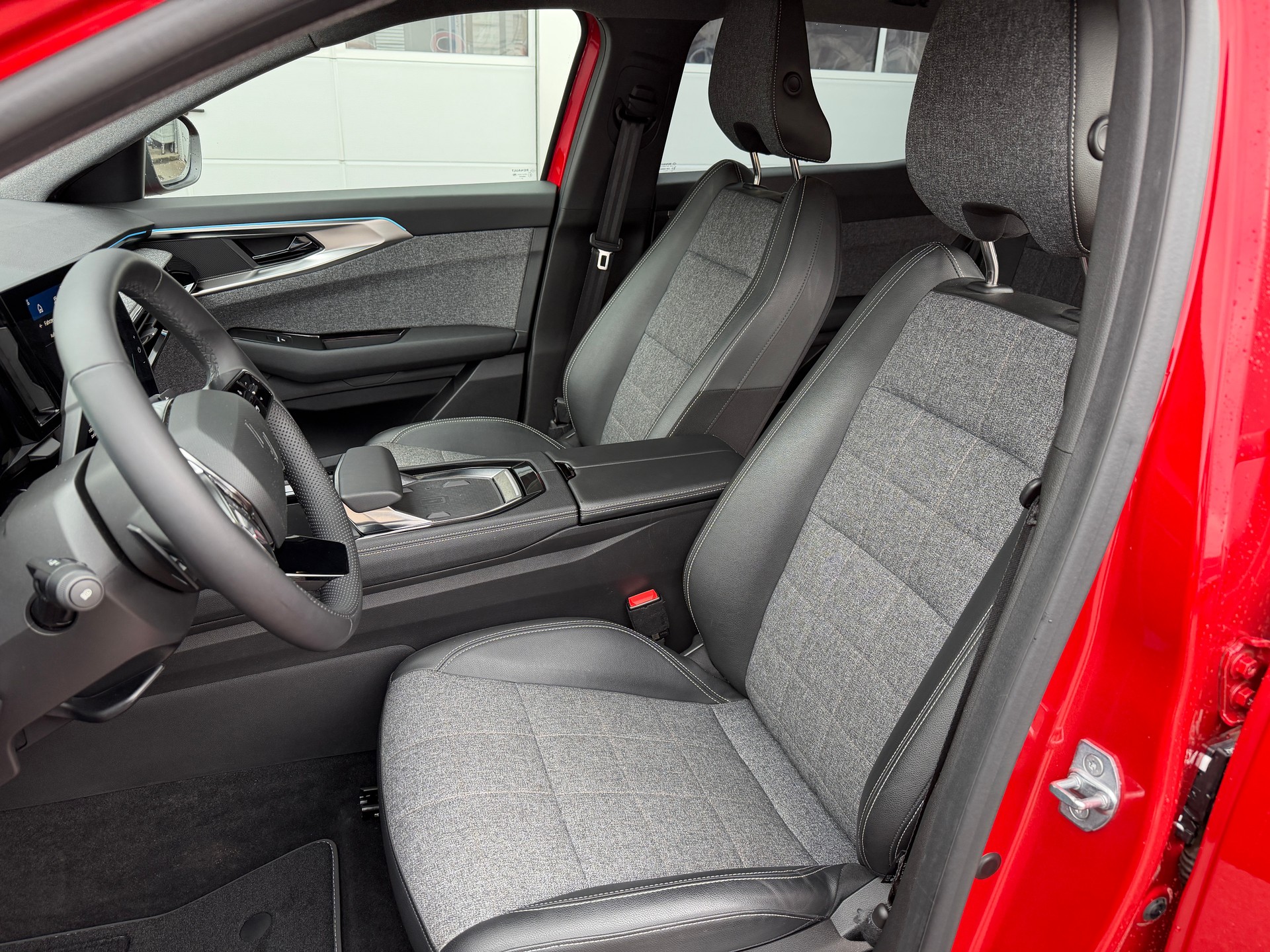 RENAULT Espace 1.2 E-Tech techno 7P-image-5