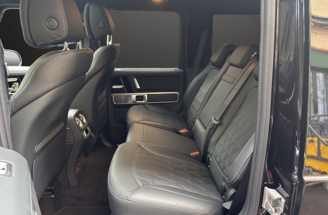 MERCEDES-BENZ G 63 AMG 9G-Tronic-image-12