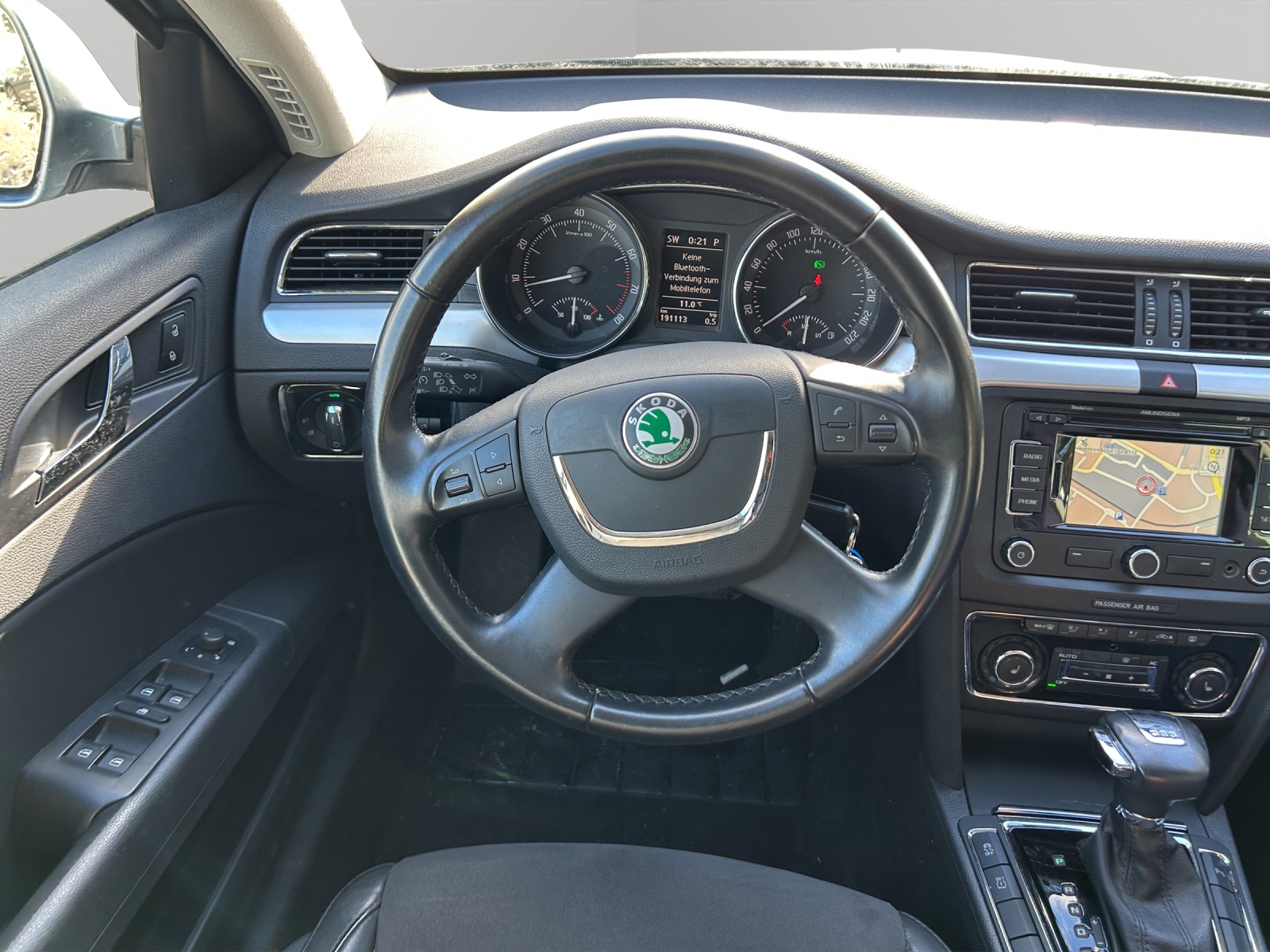 SKODA Superb Combi 2.0 TSI Ambition DSG-image-20
