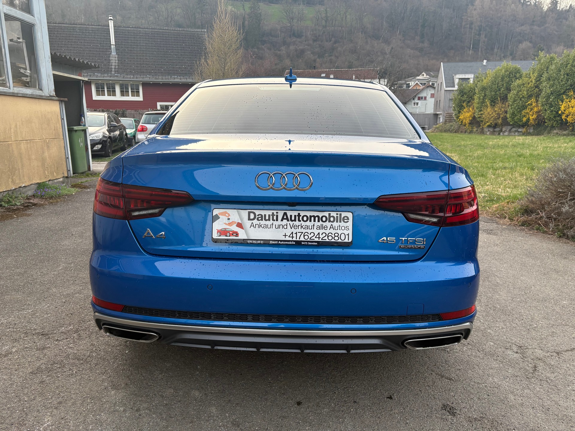 AUDI A4 Limousine 45 TFSI S-tronic Design quattro-image-5