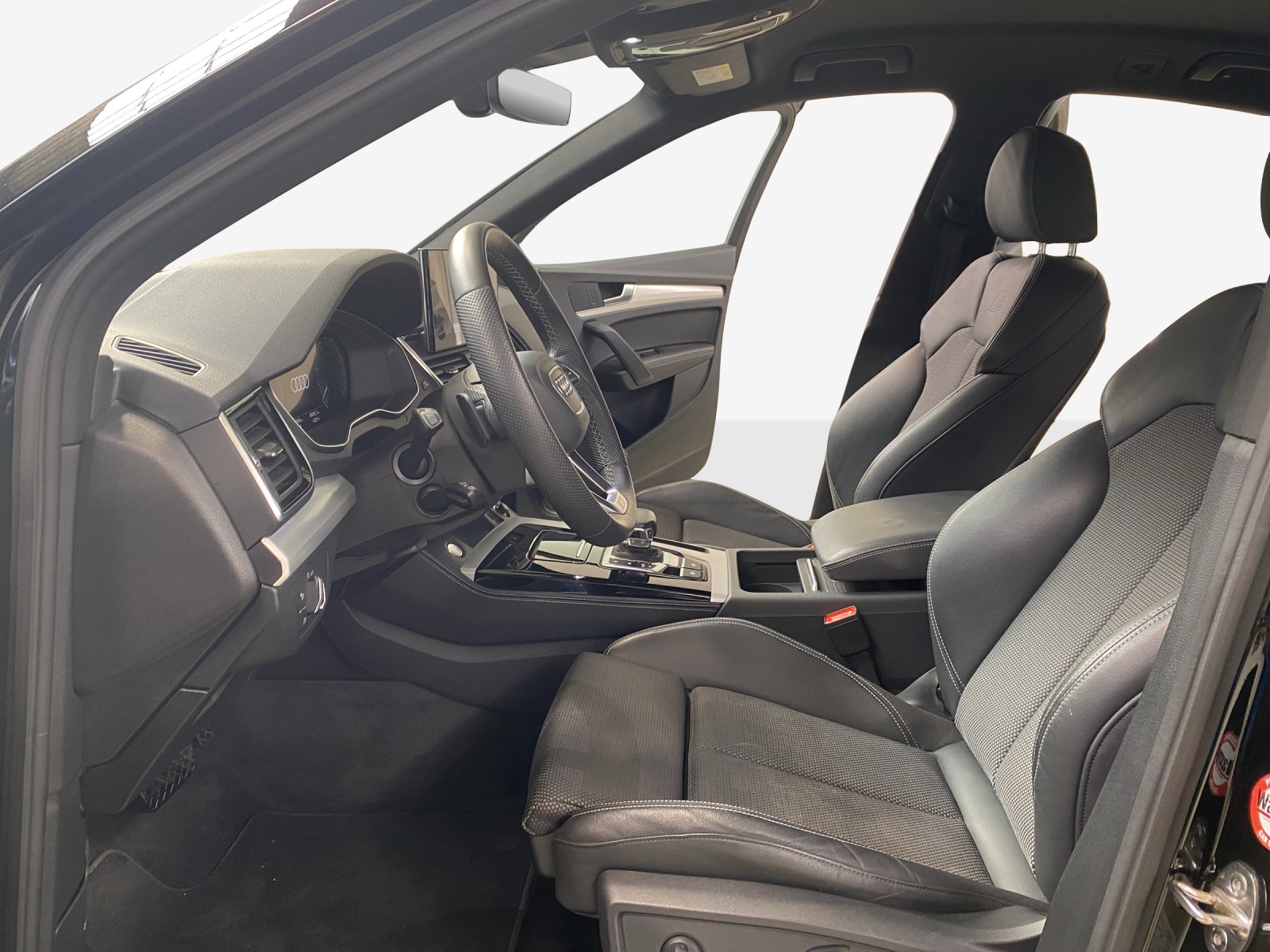 AUDI Q5 Sportback 50 TFSI e PHEV S line quattro S-tronic-image-7