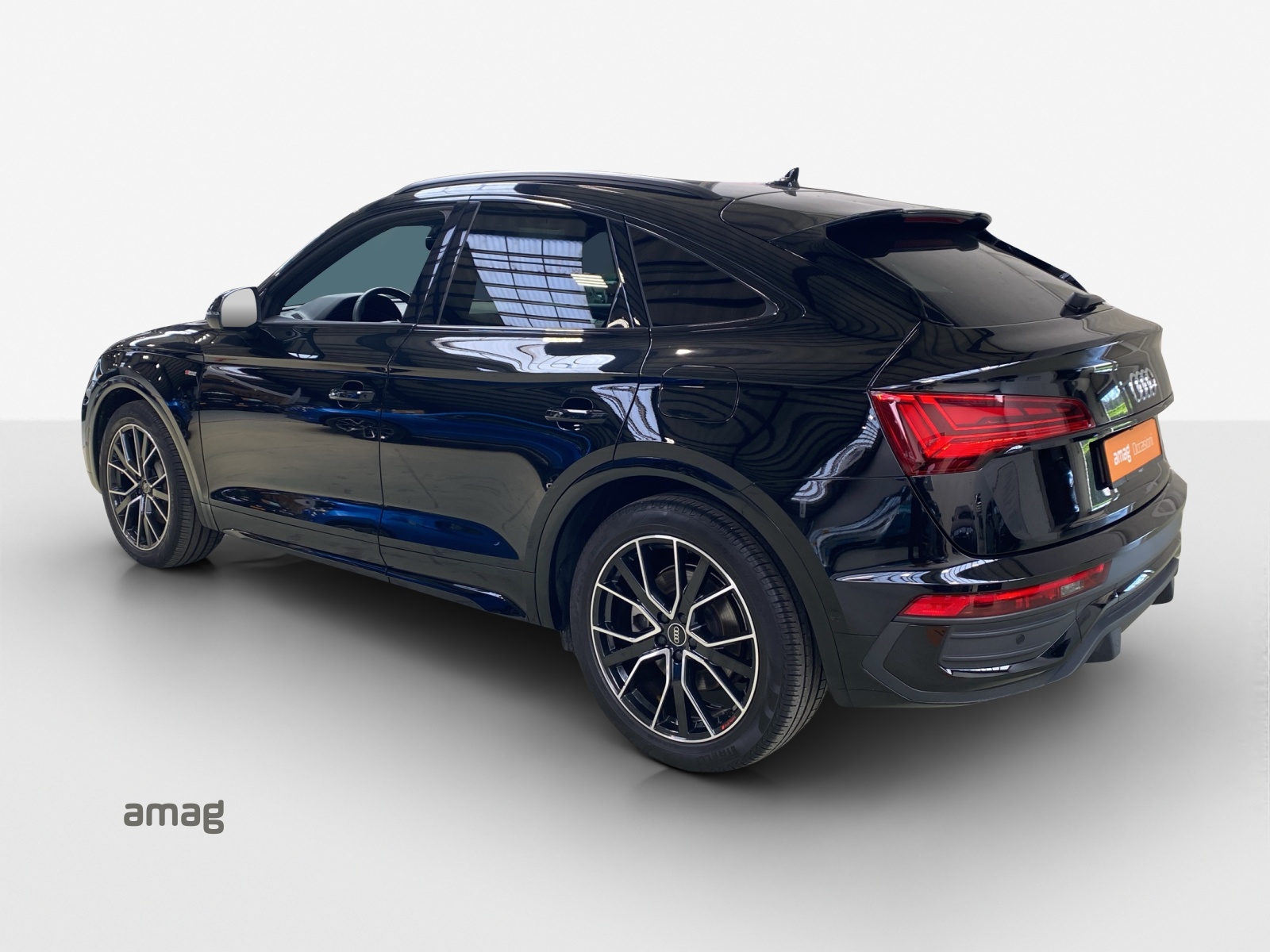 AUDI Q5 Sportback 50 TFSI e PHEV S line quattro S-tronic-image-2