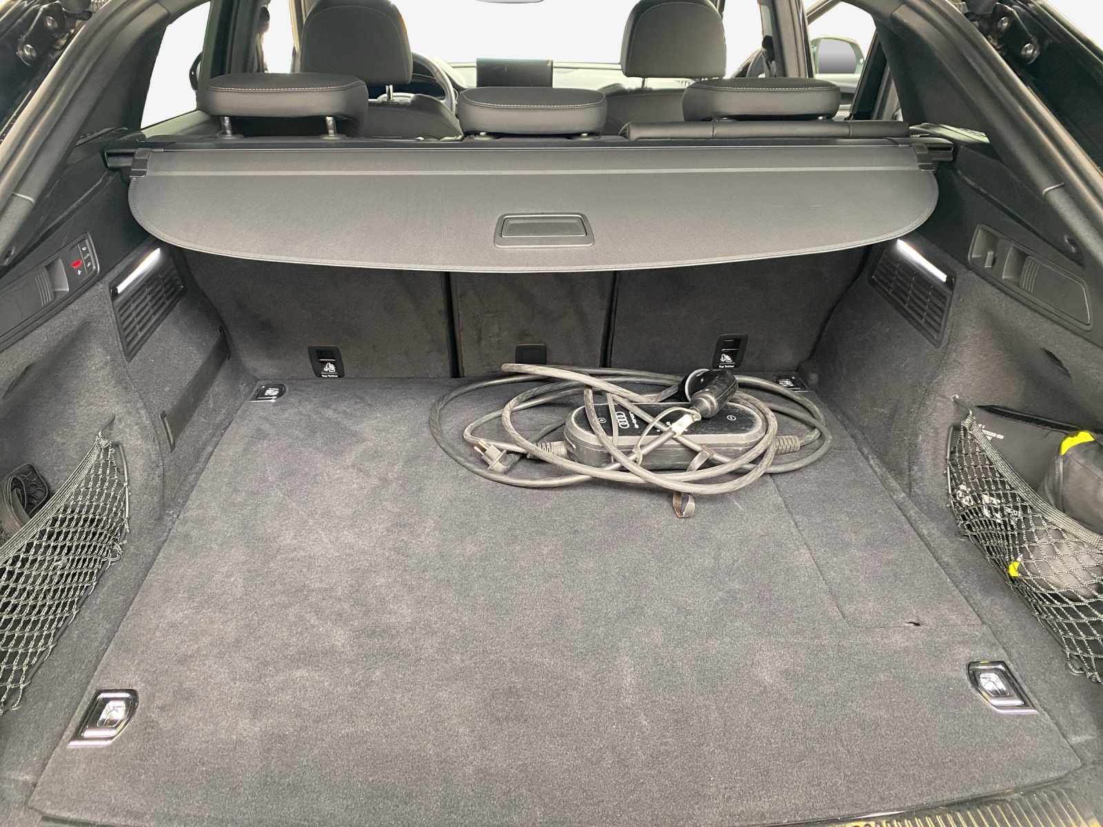 AUDI Q5 Sportback 50 TFSI e PHEV S line quattro S-tronic-image-12
