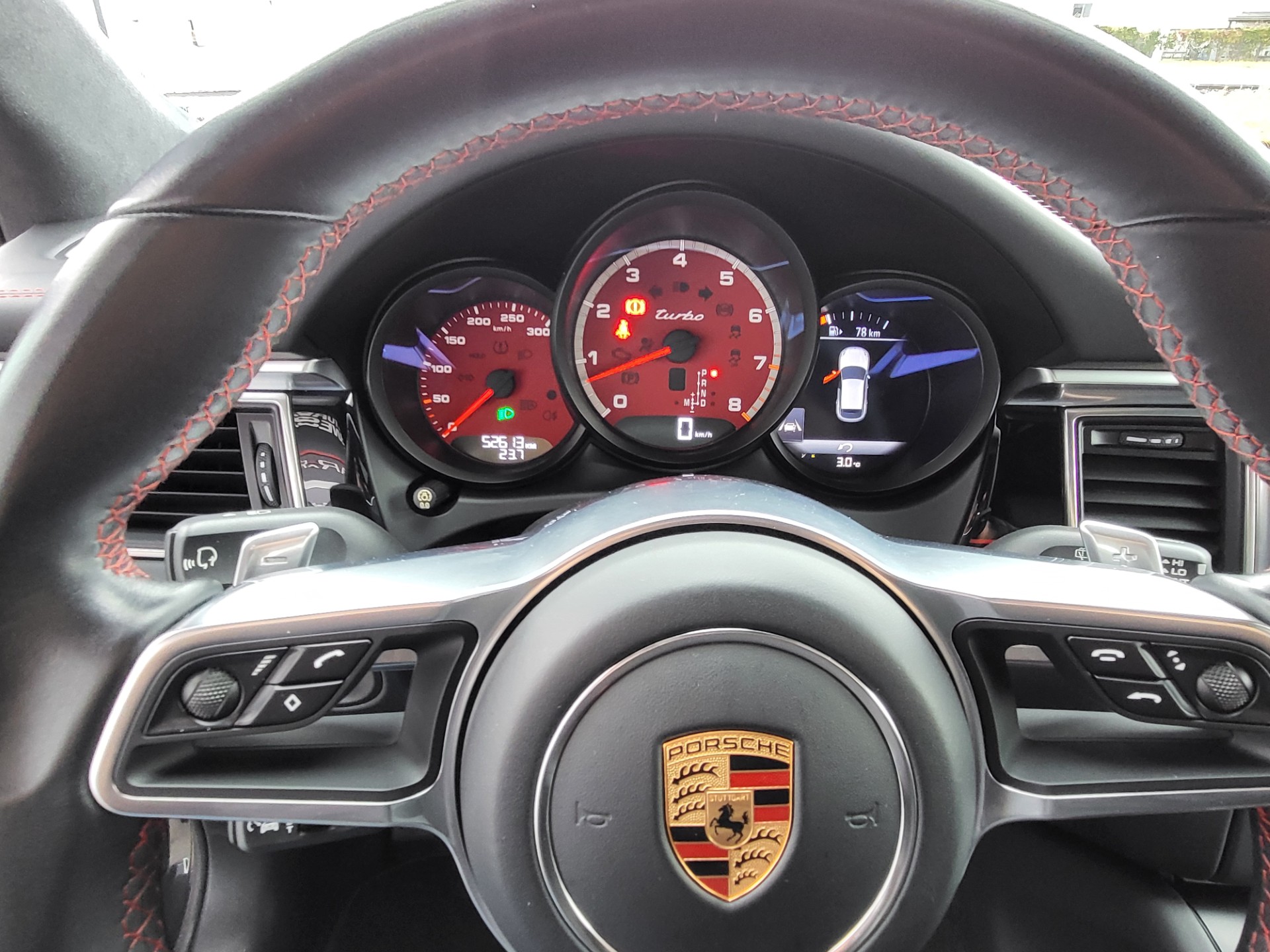 PORSCHE Macan Turbo Exclusive Performance Edition PDK-image-16