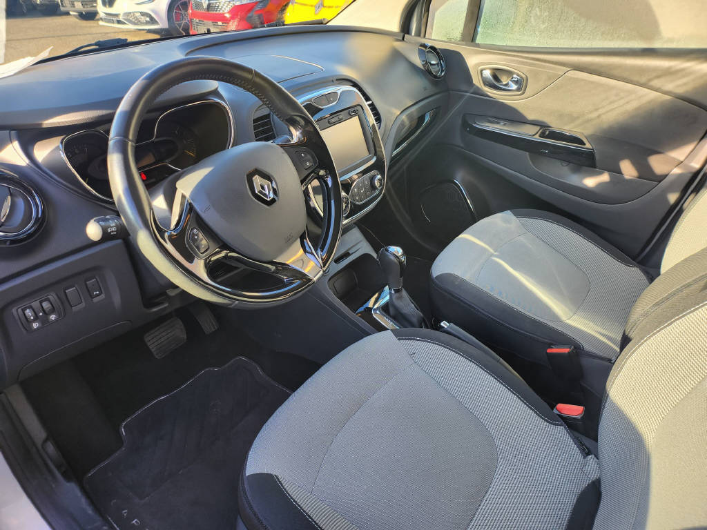 RENAULT Captur 1.2 TCe Privilege EDC S/S-image-6