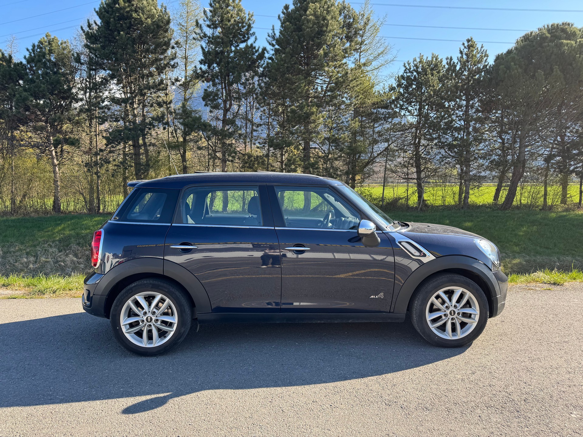 MINI Countryman Cooper SD ALL4-image-2
