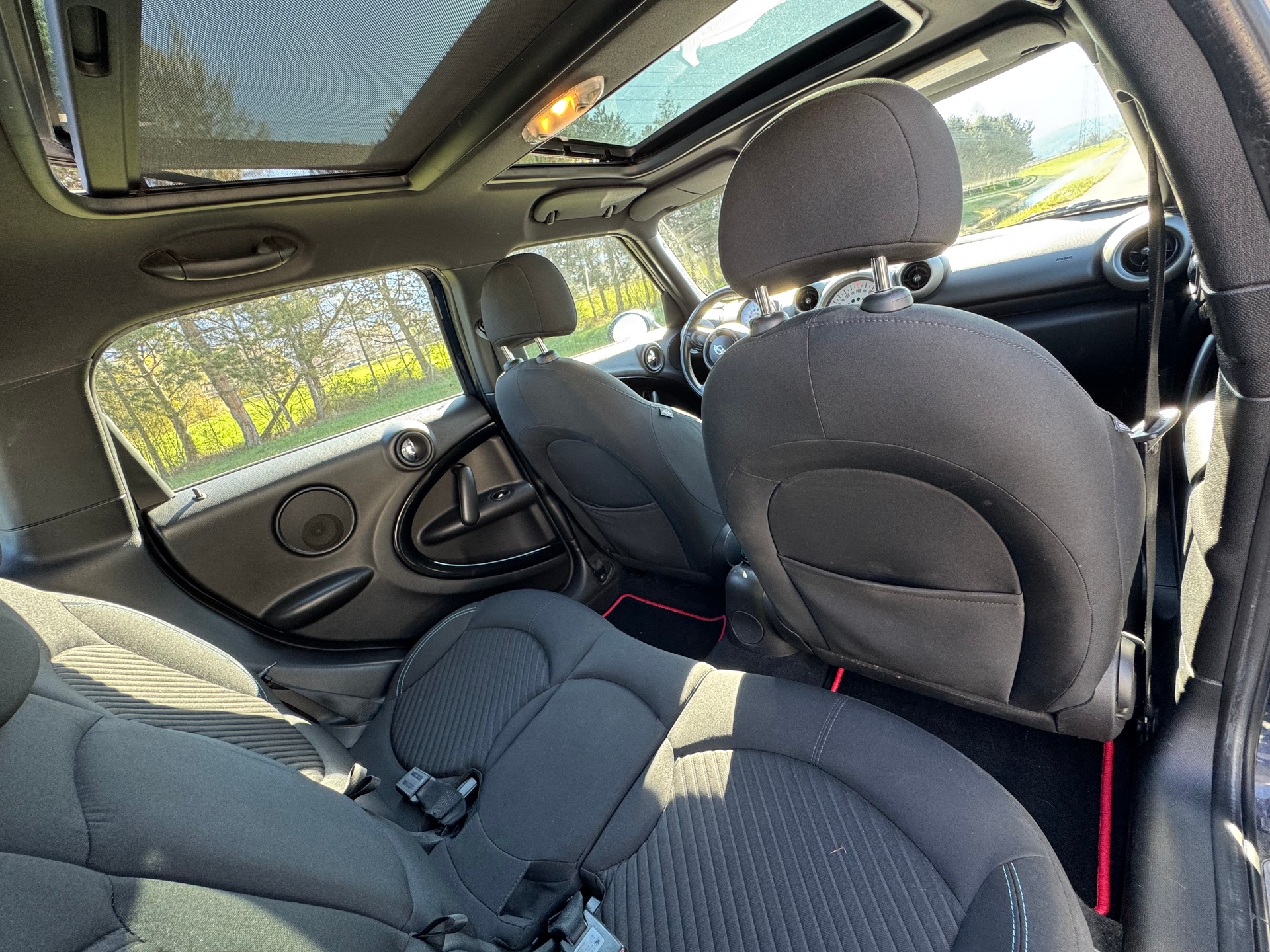 MINI Countryman Cooper SD ALL4-image-9