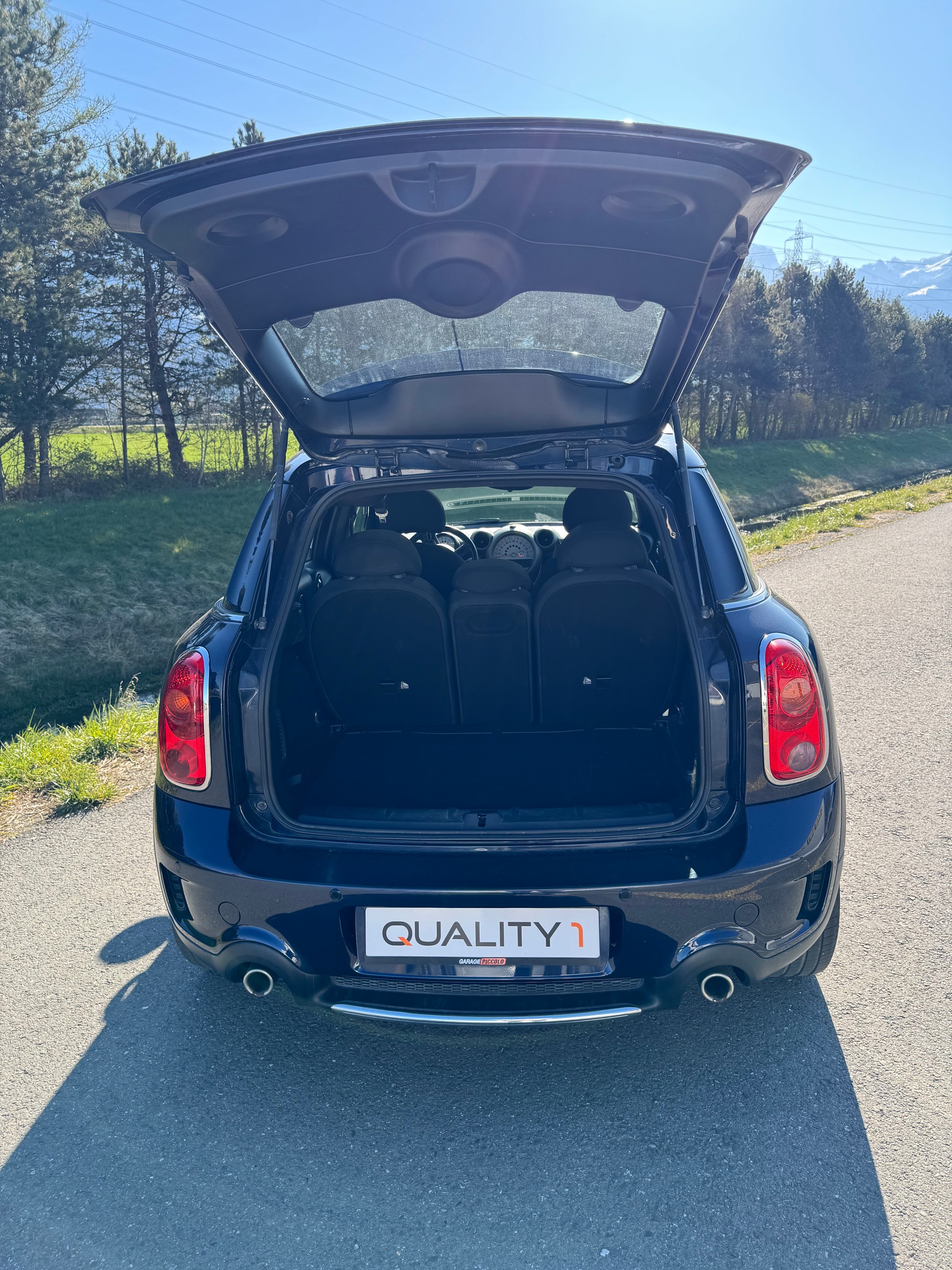 MINI Countryman Cooper SD ALL4-image-11