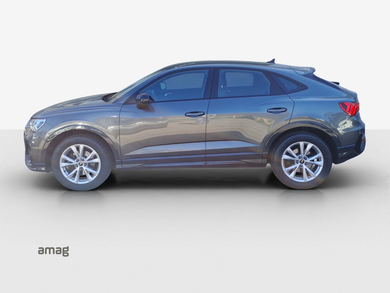 AUDI Q3 Sportback 35 TFSI S line Attraction S-tronic-image-1
