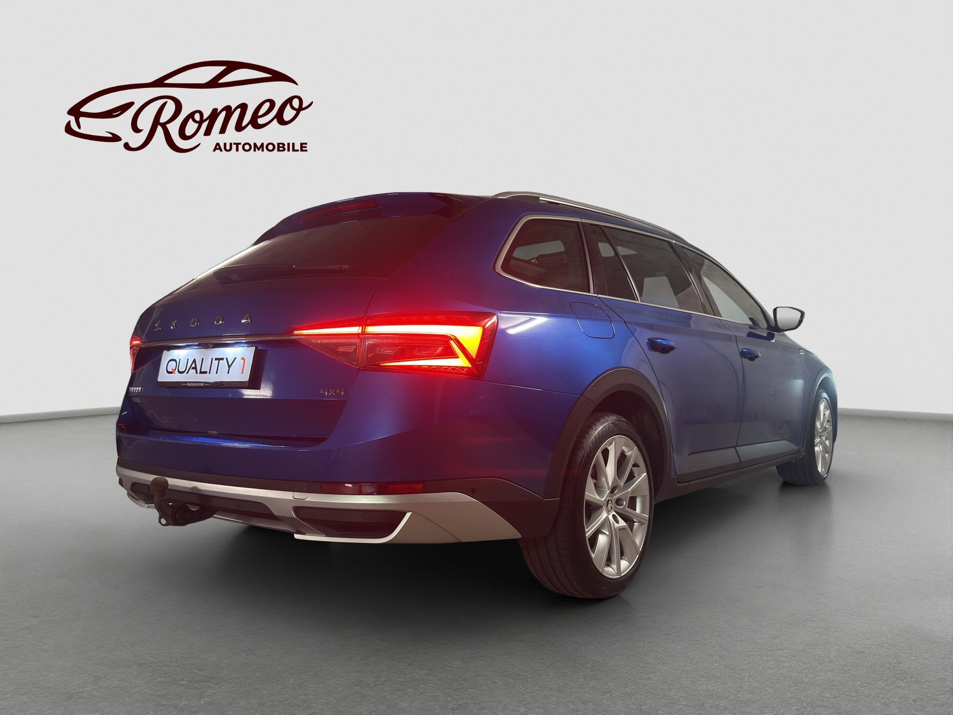 SKODA Superb 2.0 TDi Scout 4x4 DSG ** 200 PS ** Frisch ab MFK und Service ** Panorama ** Leder-Alcantara **-image-1
