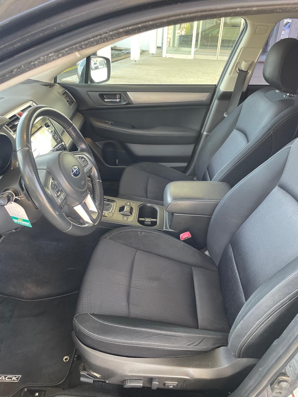 SUBARU Outback 2.5i Swiss AWD Lineartronic-image-9