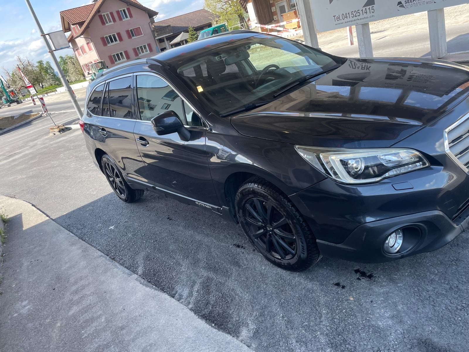 SUBARU Outback 2.5i Swiss AWD Lineartronic-image-1