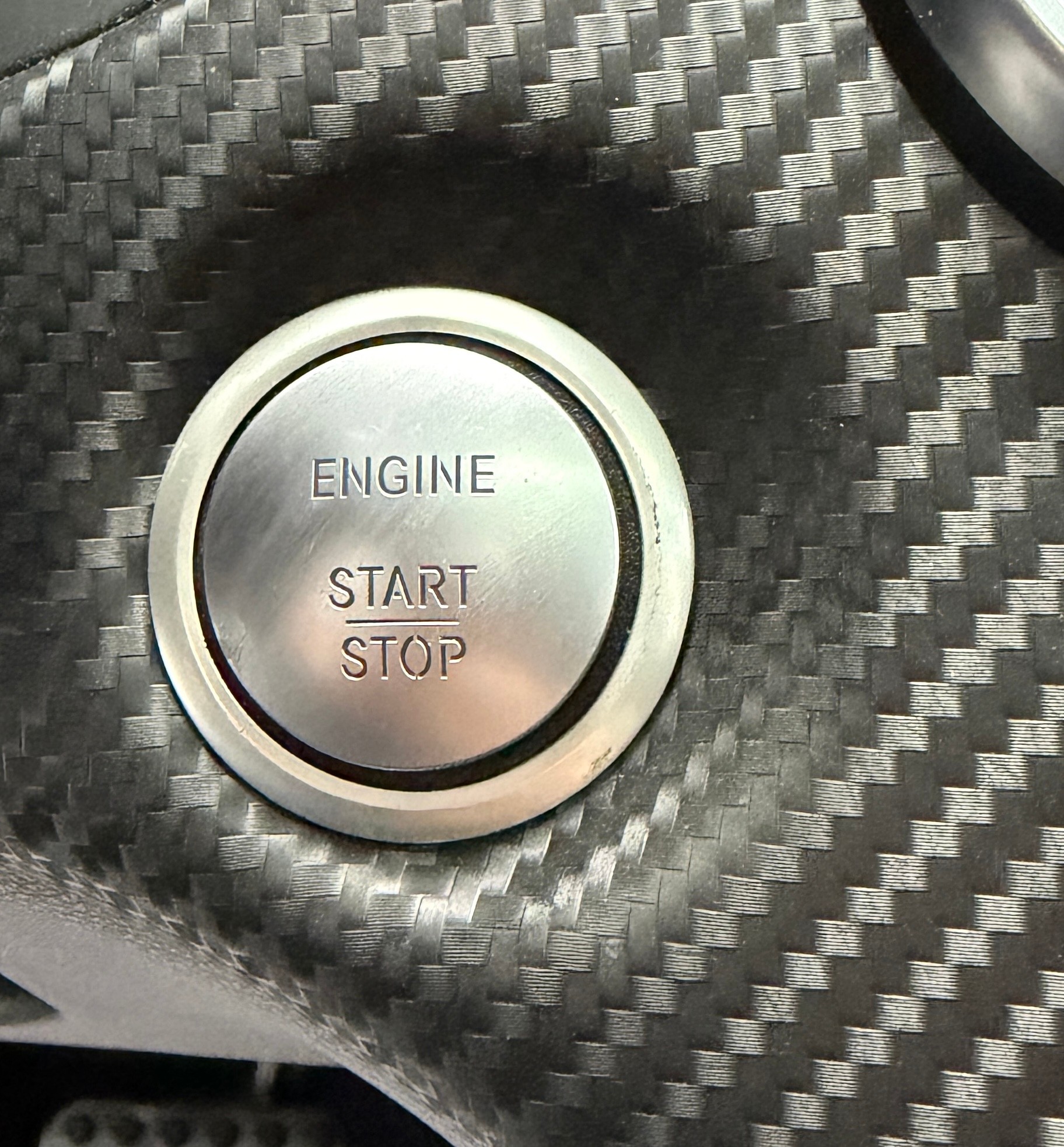 MERCEDES-BENZ A 200 AMG Line Cosmos Black 7G-DCT / Panoramadach / RF-Kamera / Keyless Go / Ambiente Beleuchtung /-image-18