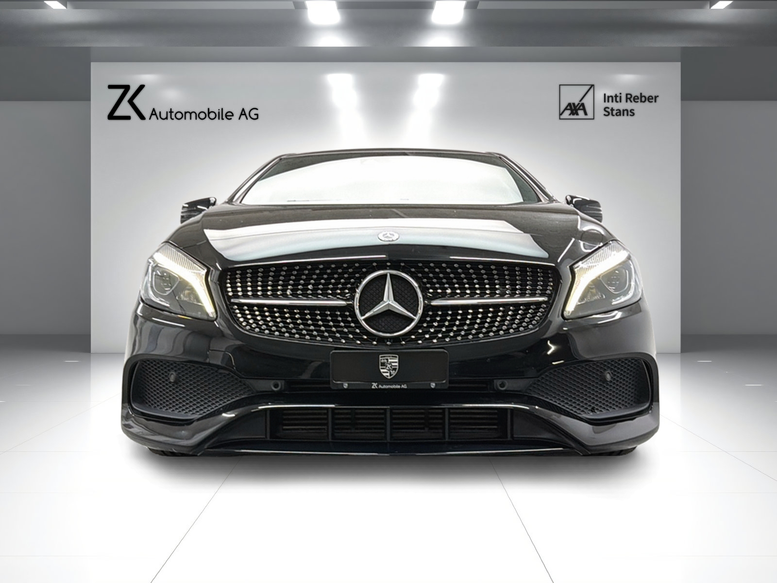 MERCEDES-BENZ A 200 AMG Line Cosmos Black 7G-DCT / Panoramadach / RF-Kamera / Keyless Go / Ambiente Beleuchtung /-image-3