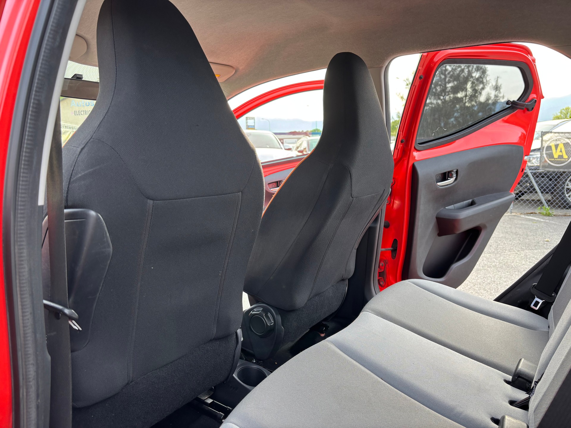 TOYOTA Aygo 1.0 VVT-i x-clusiv MultiMode-image-11