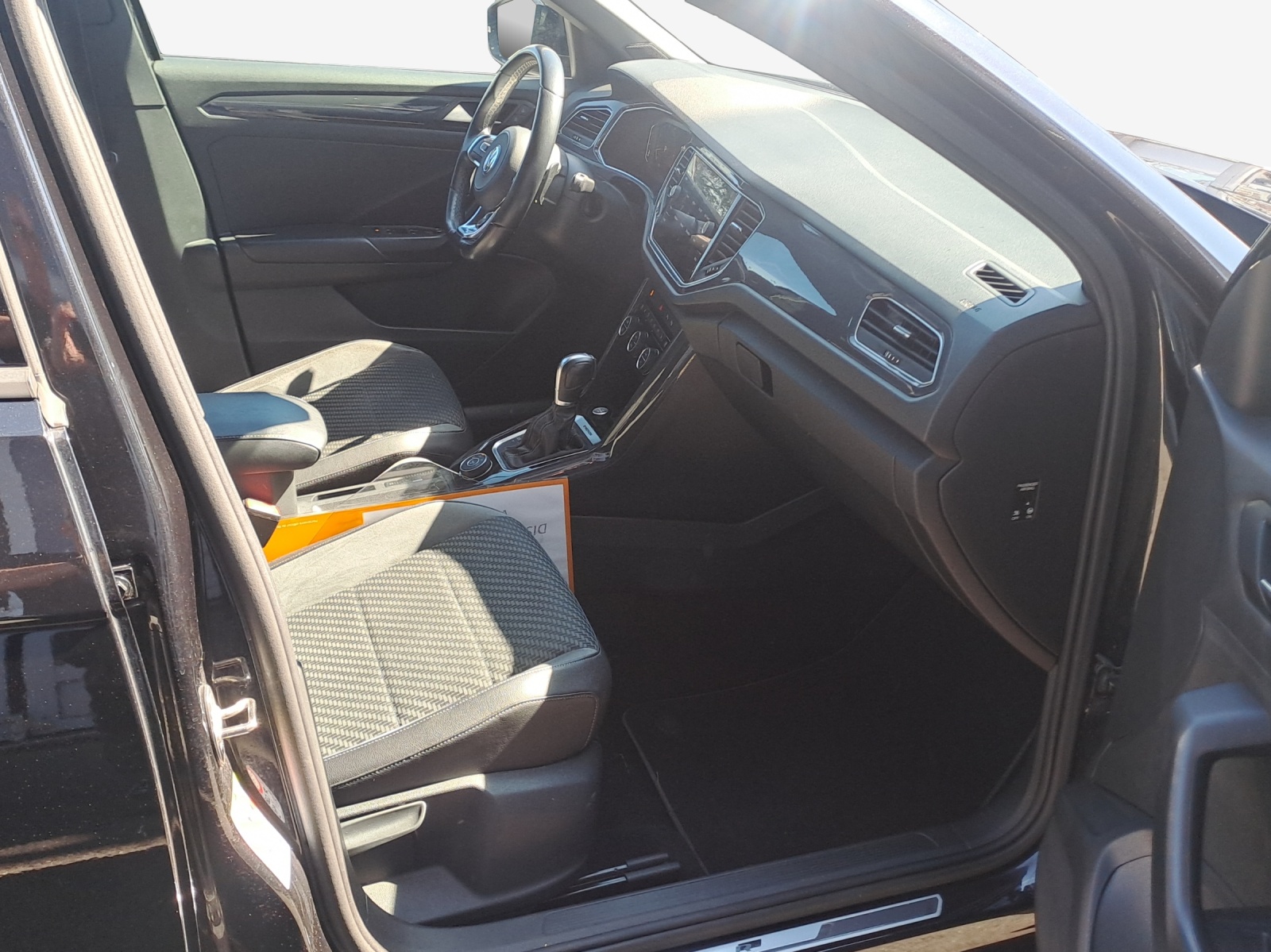 VW T-Roc 2.0 TSI Sport DSG 4Motion-image-13