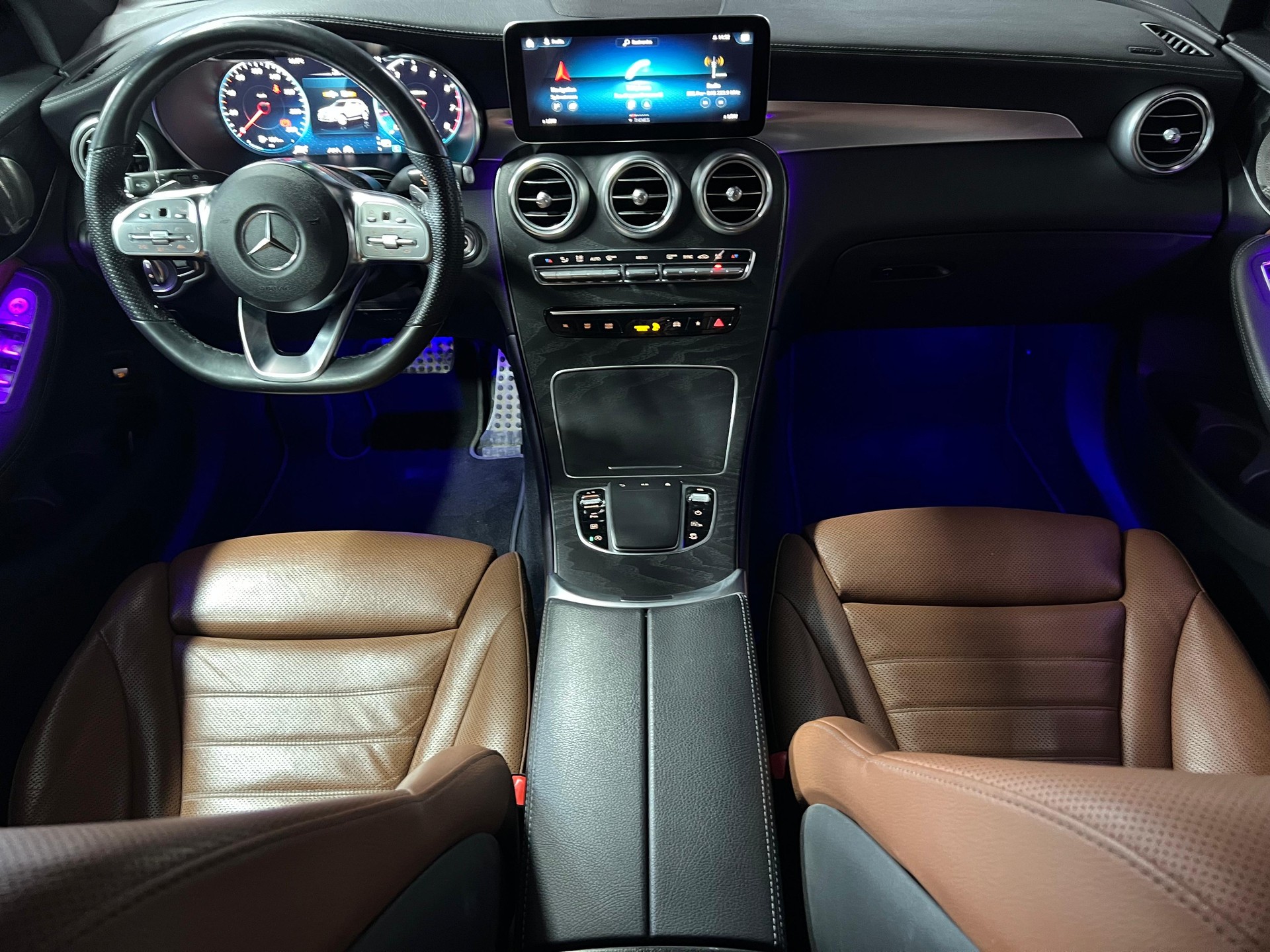 MERCEDES-BENZ GLC 300 AMG Line Plus 4Matic 9G-Tronic Vollauslastung*Panoramadach*Burmester Sound*Sitzheizung*Sitzbelüftung*FahrerAssitenz..-image-13