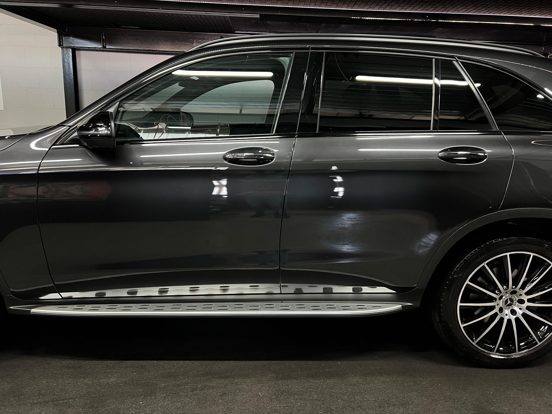 MERCEDES-BENZ GLC 300 AMG Line Plus 4Matic 9G-Tronic Vollauslastung*Panoramadach*Burmester Sound*Sitzheizung*Sitzbelüftung*FahrerAssitenz..-image-6