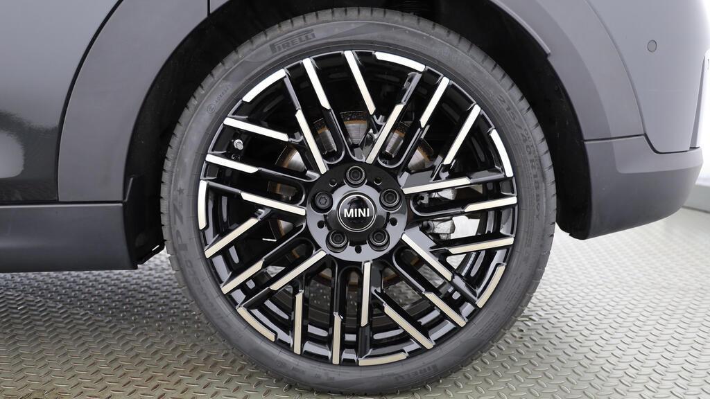 MINI Cooper 5 door C-image-8