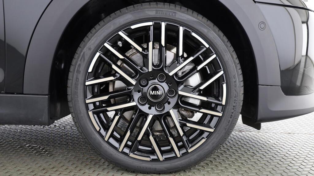 MINI Cooper 5 door C-image-9