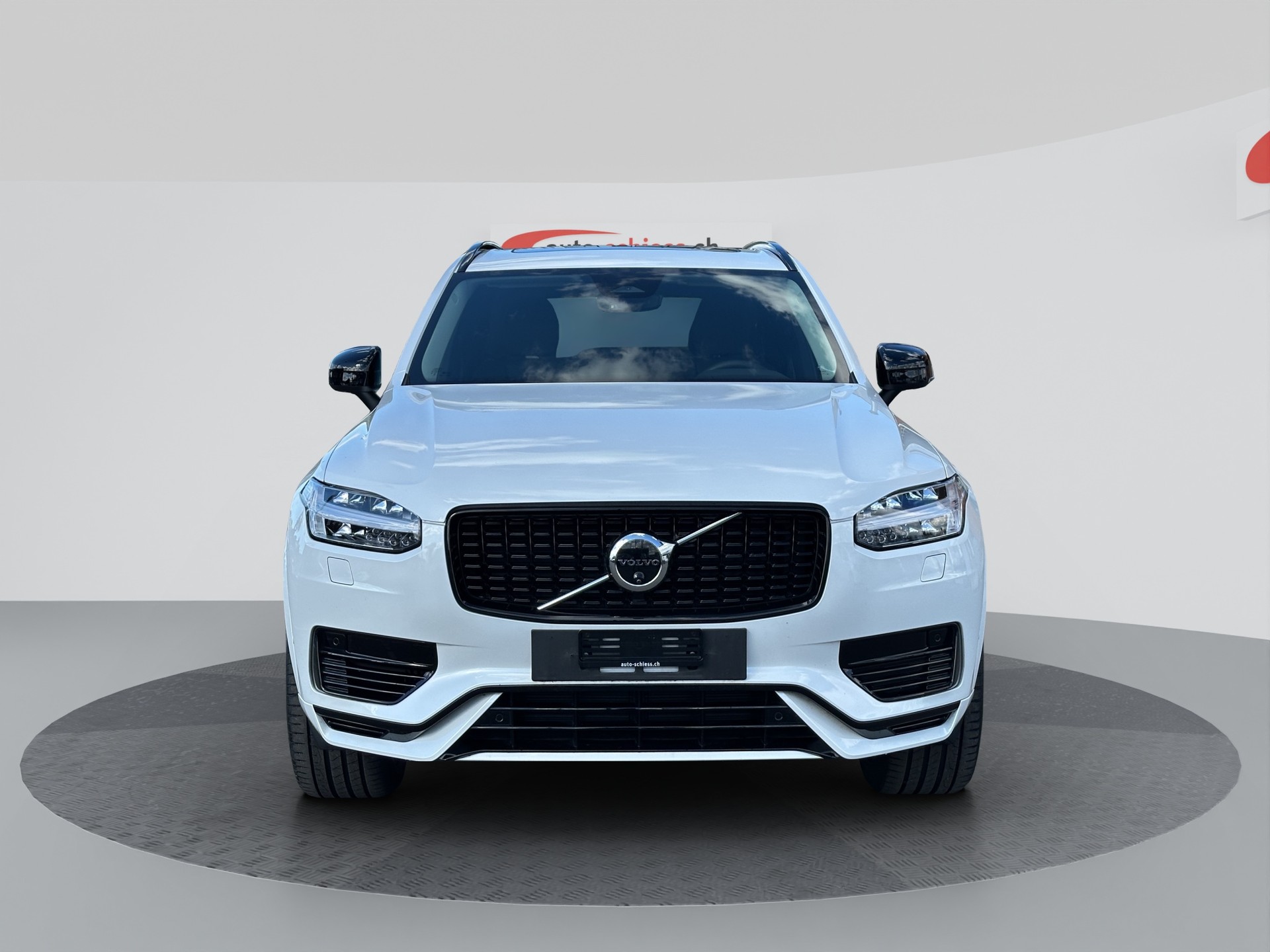 VOLVO XC90 T8 eAWD 7Pl. PluginHybrid Plus Dark Geartronic-image-1