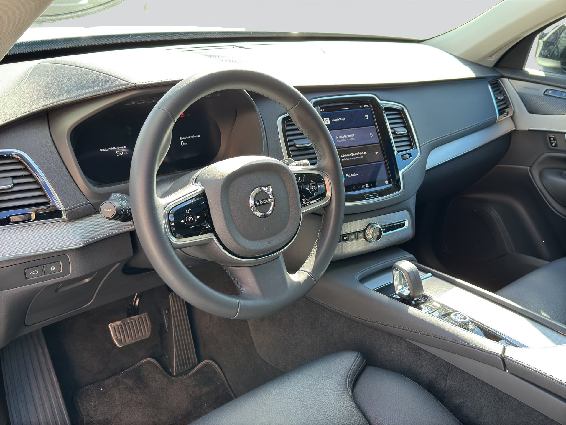 VOLVO XC90 T8 eAWD 7Pl. PluginHybrid Plus Dark Geartronic-image-6
