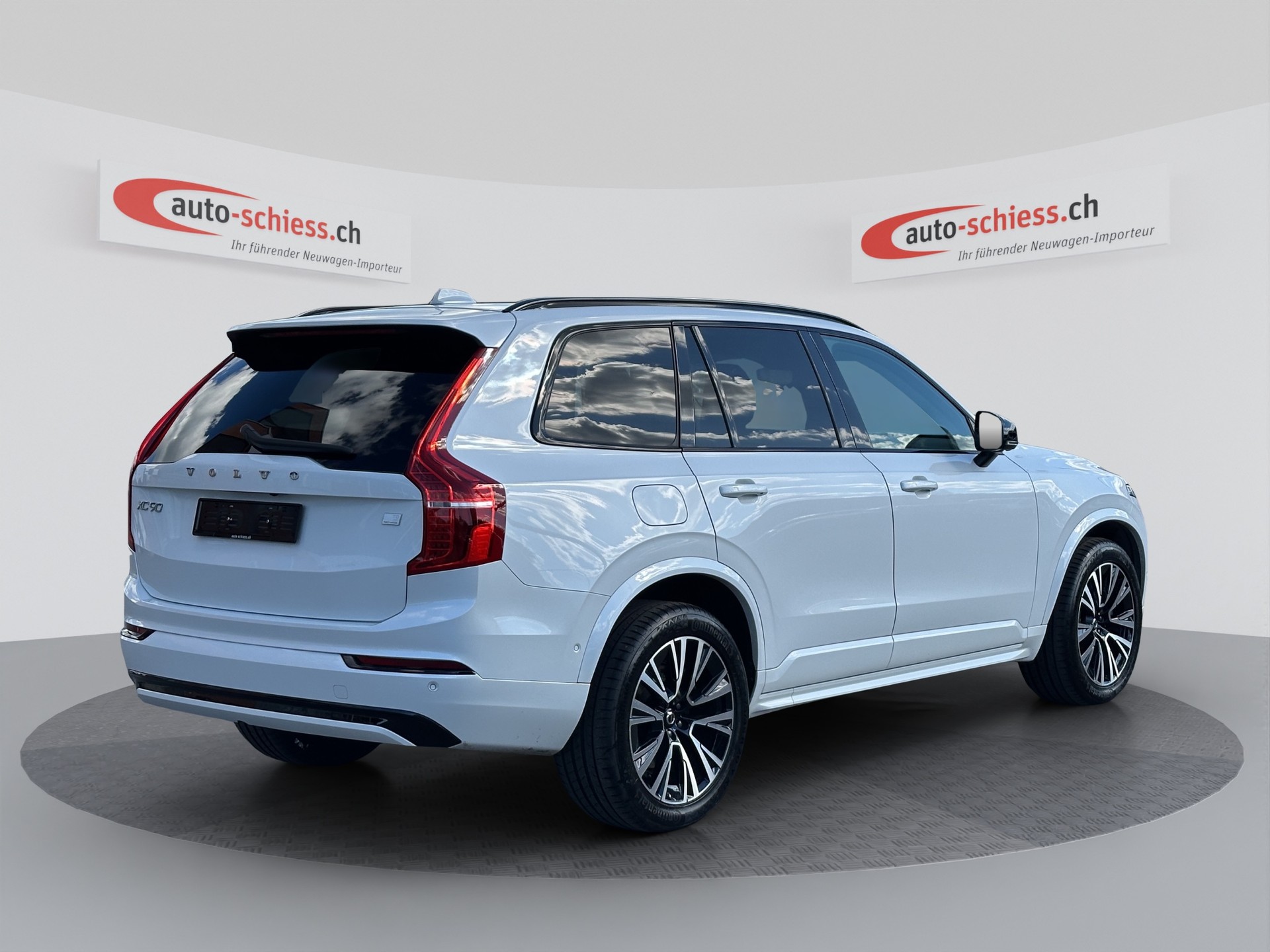 VOLVO XC90 T8 eAWD 7Pl. PluginHybrid Plus Dark Geartronic-image-4