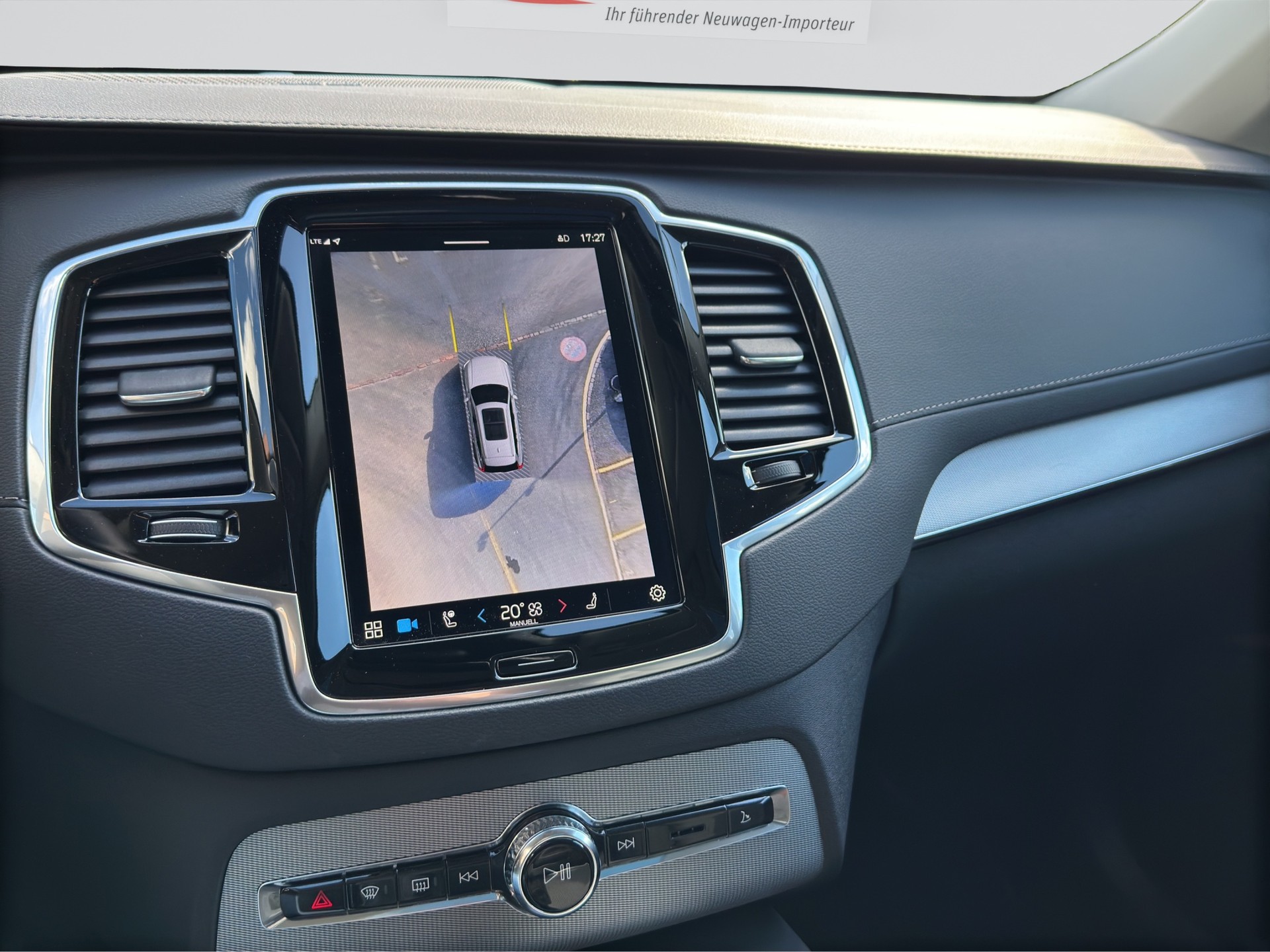 VOLVO XC90 T8 eAWD 7Pl. PluginHybrid Plus Dark Geartronic-image-15