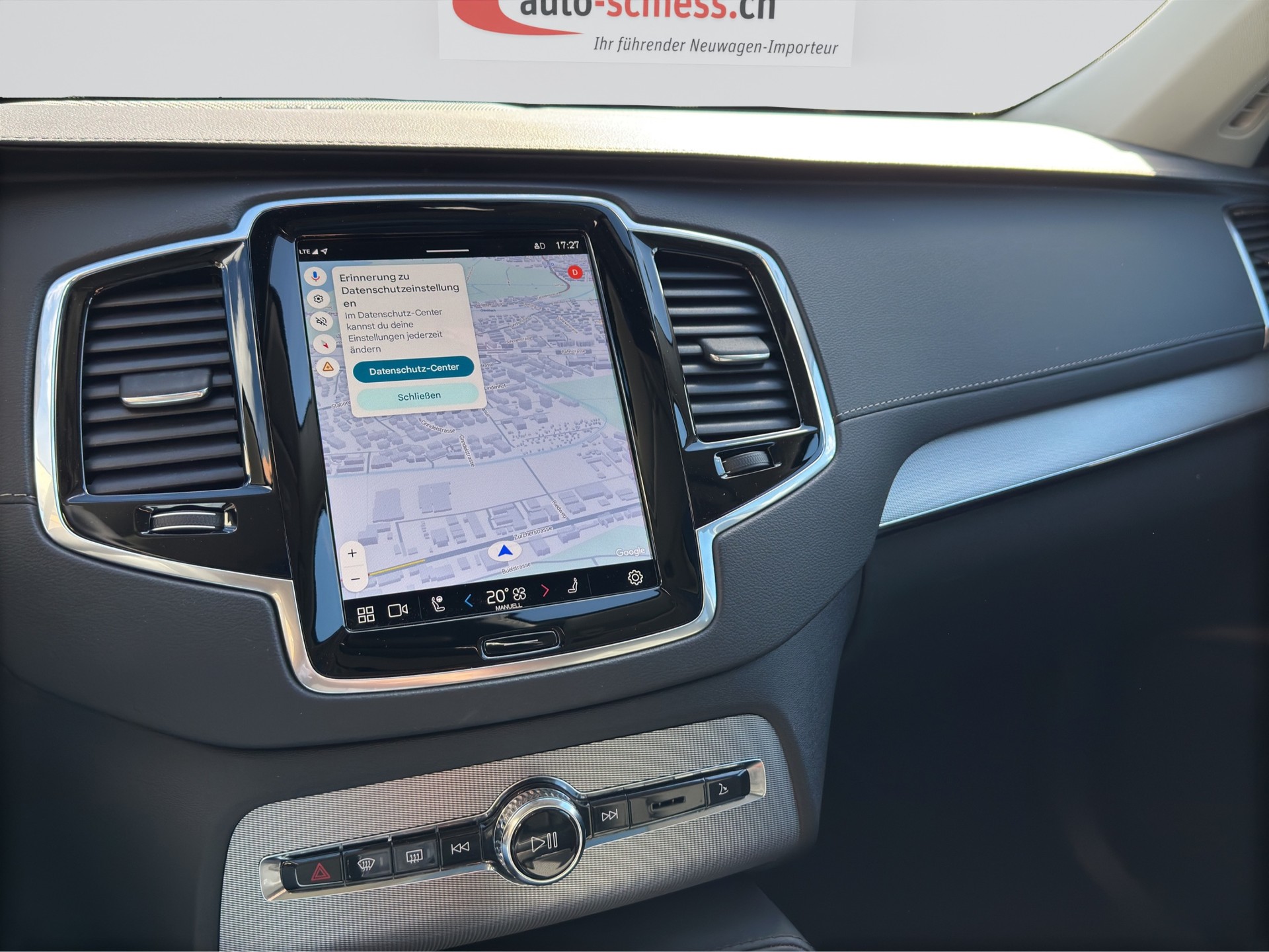 VOLVO XC90 T8 eAWD 7Pl. PluginHybrid Plus Dark Geartronic-image-13