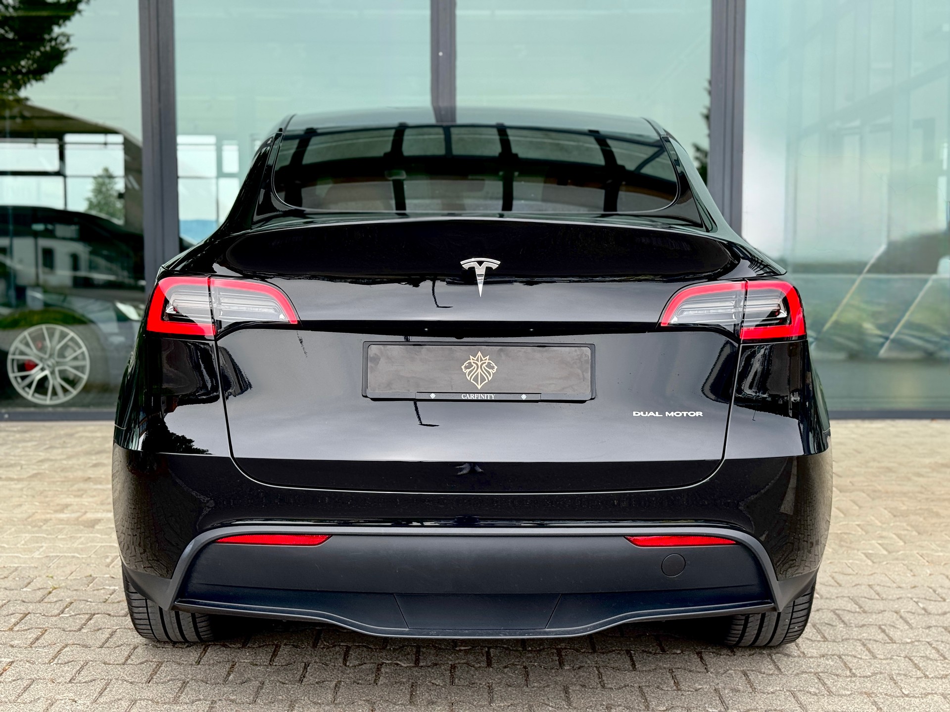 TESLA Model Y Long Range / Full Self Driving *RESERVIERT*-image-4