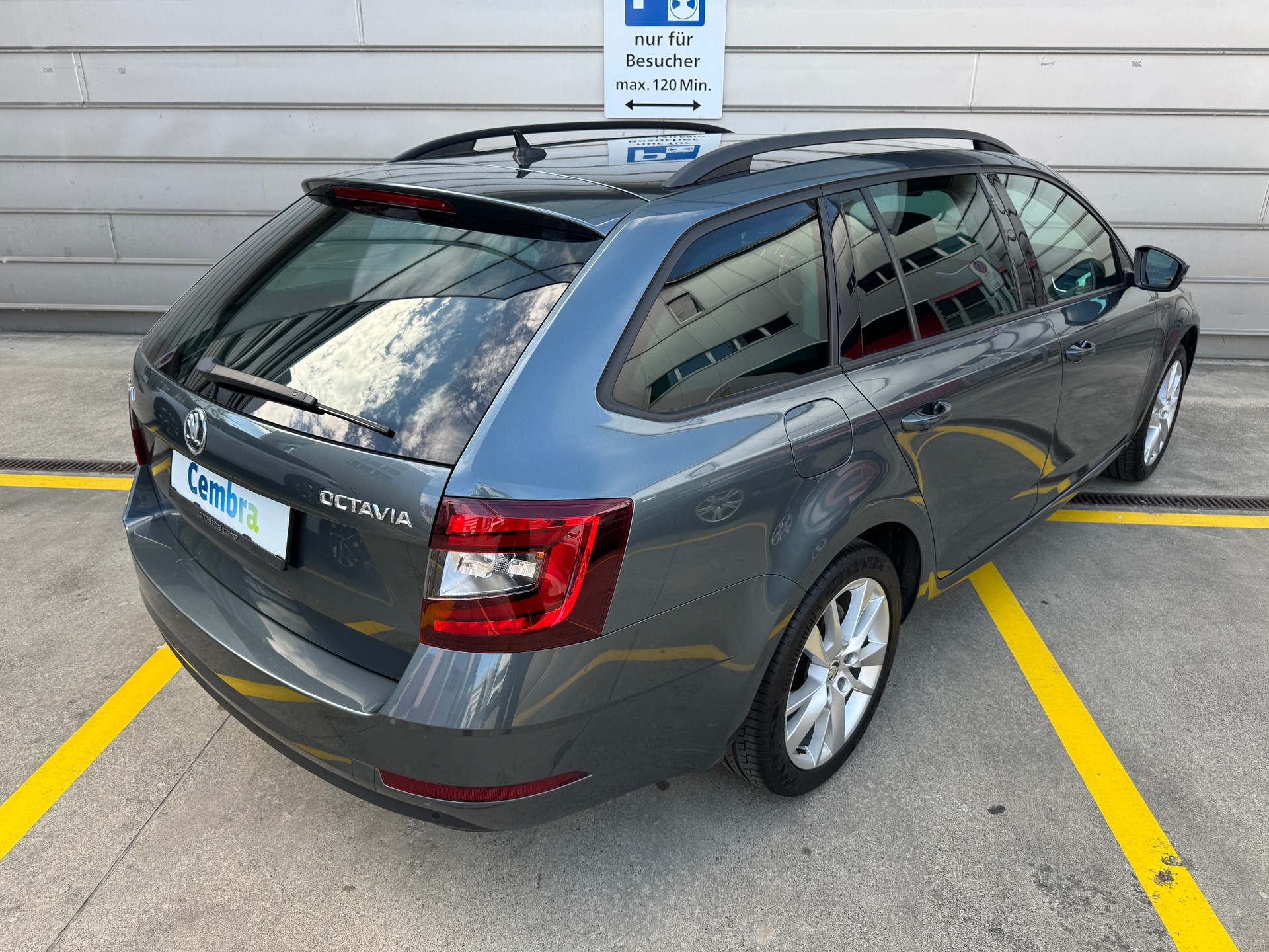 SKODA Octavia 1.4 TSI Style-image-13