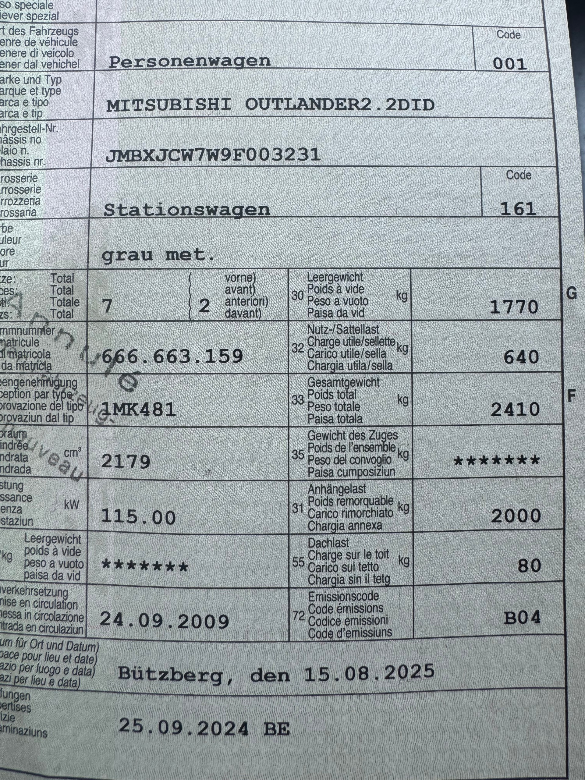 MITSUBISHI Outlander 2.2 DID Navigator 4WD-image-8