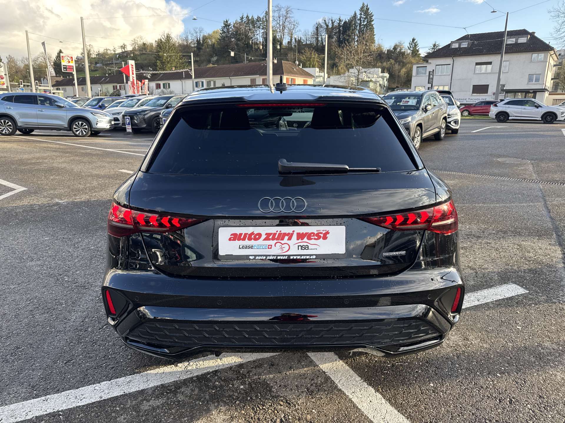 AUDI A3 Sportback 40 TFSi quattro S Line S-Tronic Automat-image-13