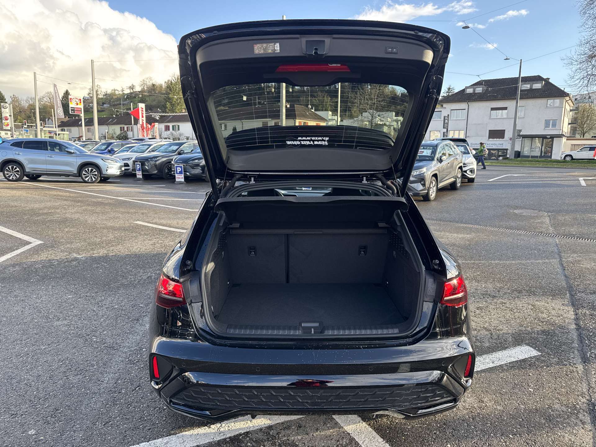 AUDI A3 Sportback 40 TFSi quattro S Line S-Tronic Automat-image-6