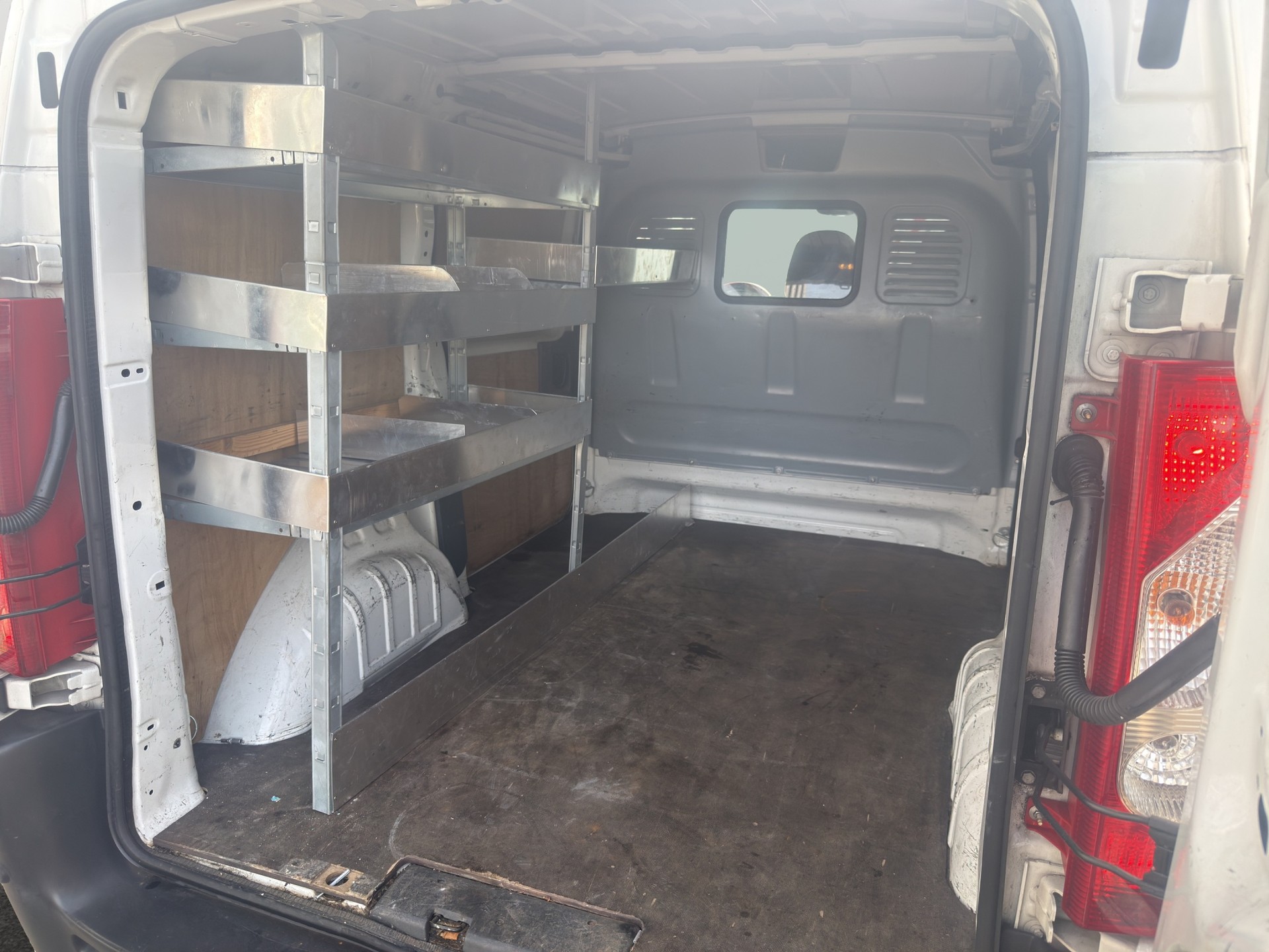 CITROEN Jumpy 1.6 HDi 12 L1H1-image-13