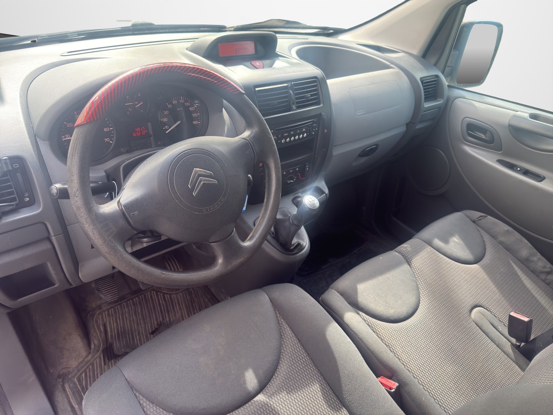 CITROEN Jumpy 1.6 HDi 12 L1H1-image-12