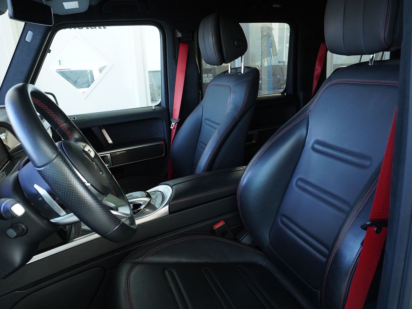 MERCEDES-BENZ G 500 AMG Line 9G-Tronic-showroom-element-3
