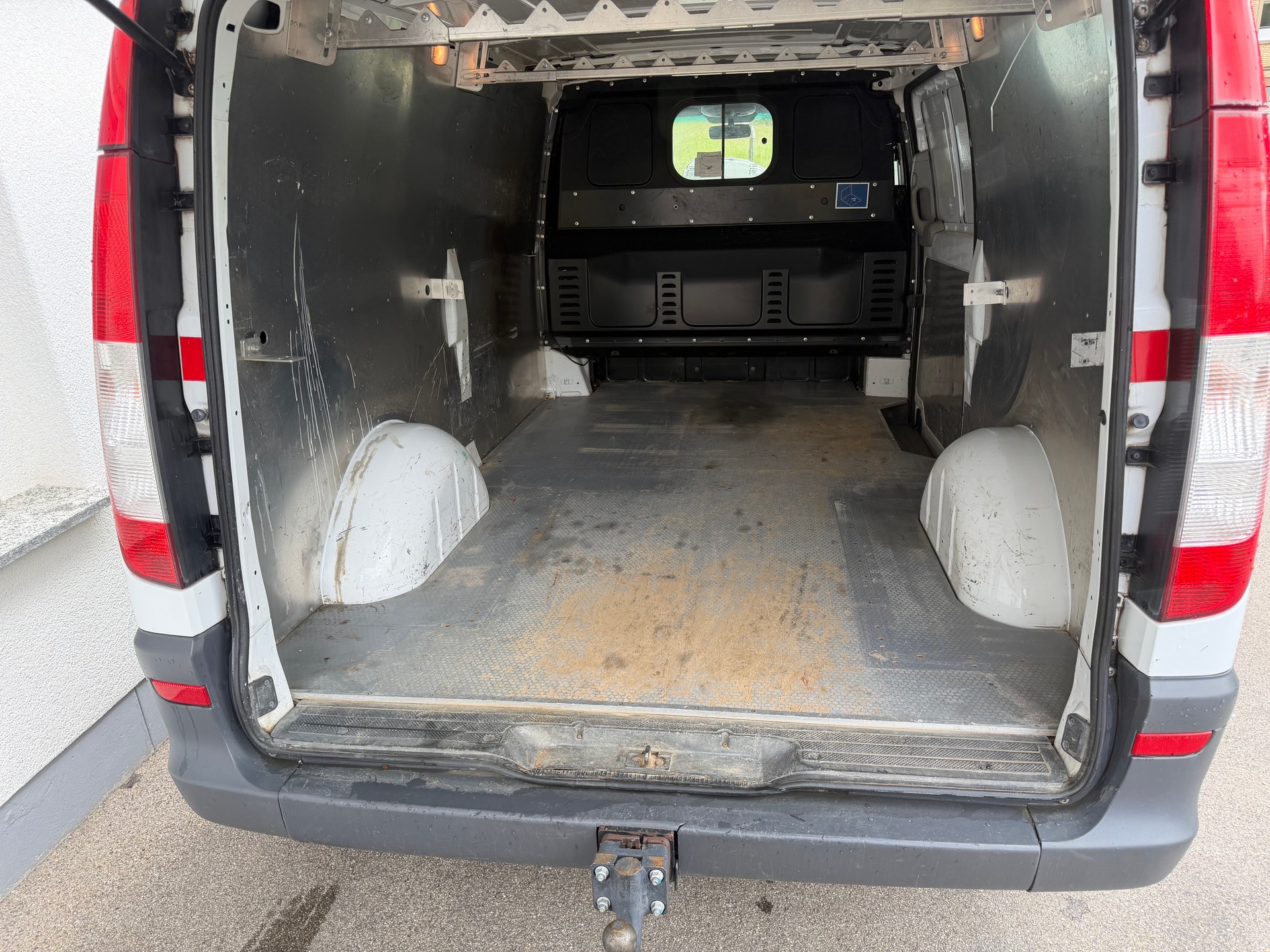 MERCEDES-BENZ Vito 116 CDI Blue Efficiency EL 4Matic A-image-10