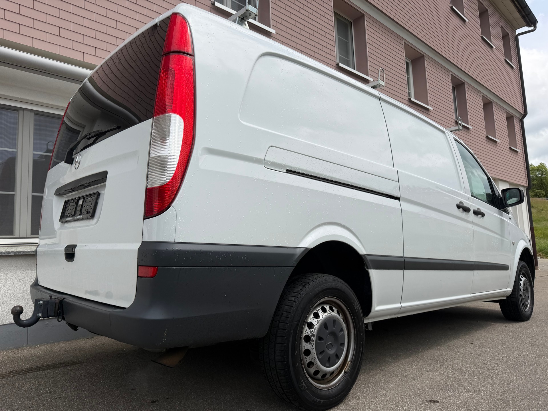 MERCEDES-BENZ Vito 116 CDI Blue Efficiency EL 4Matic A-image-3