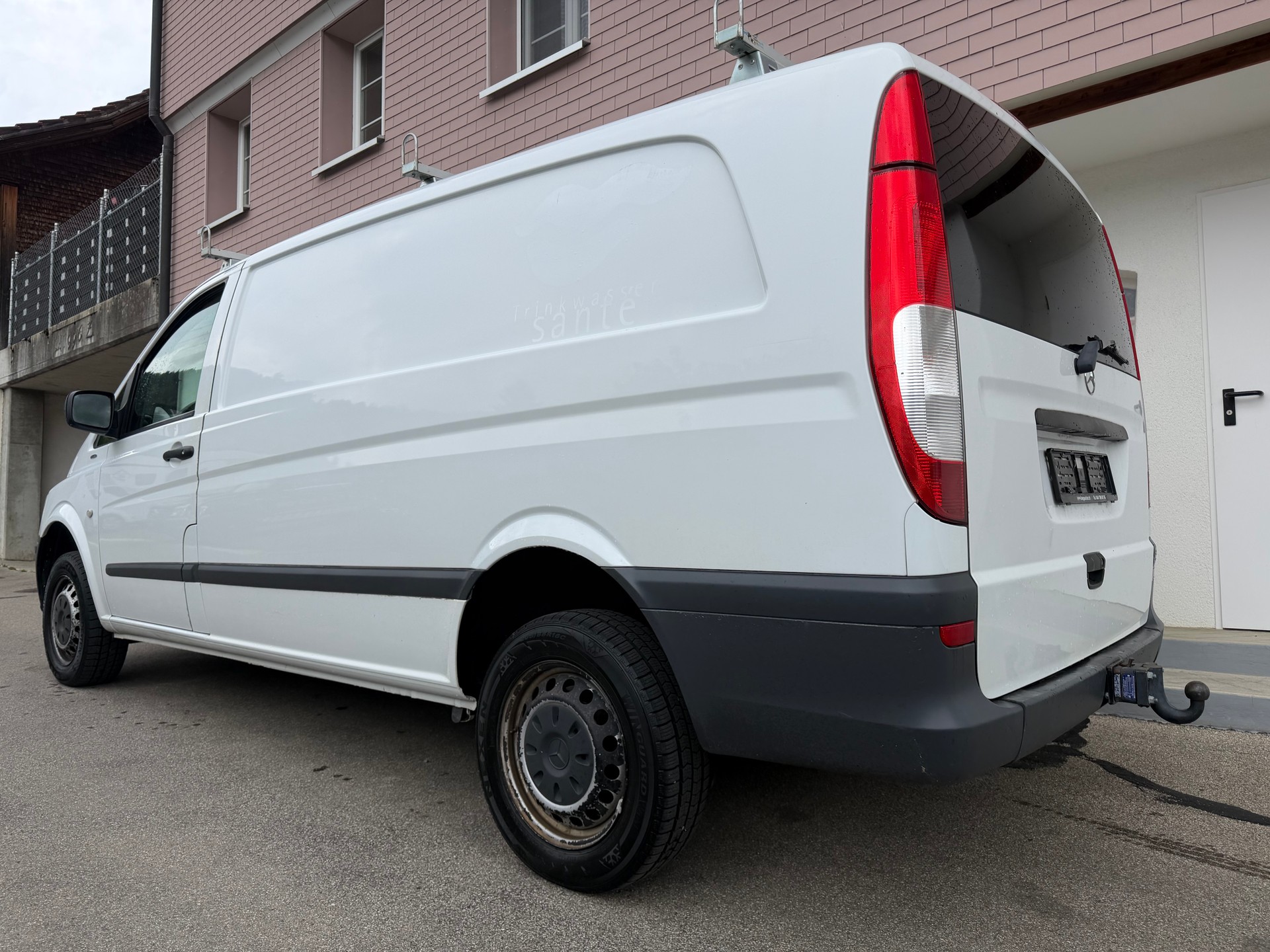MERCEDES-BENZ Vito 116 CDI Blue Efficiency EL 4Matic A-image-2