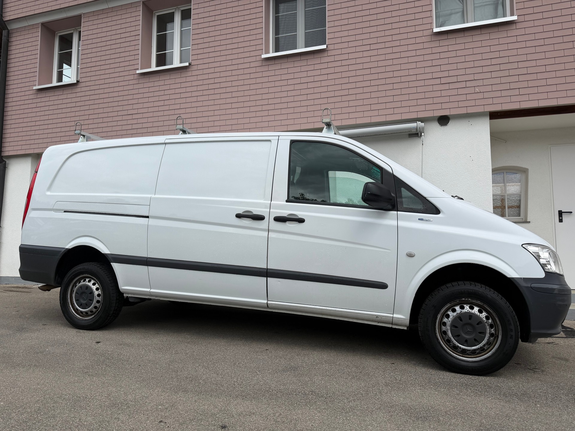 MERCEDES-BENZ Vito 116 CDI Blue Efficiency EL 4Matic A-image-5