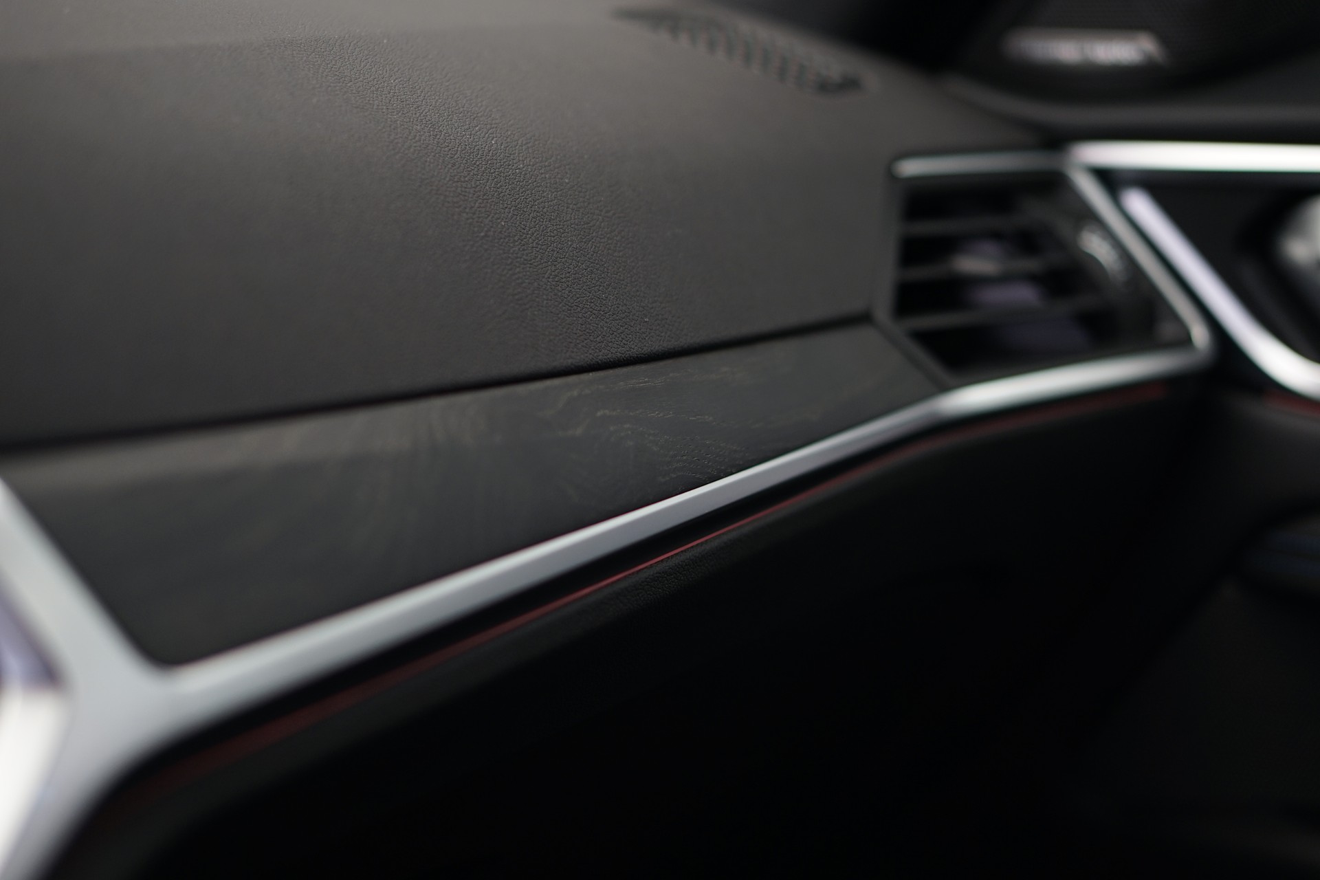 BMW M440i xDrive 48V Gran Coupé Steptronic *CH-Fahrzeug* *M Sportsitze* *Laser*-image-35