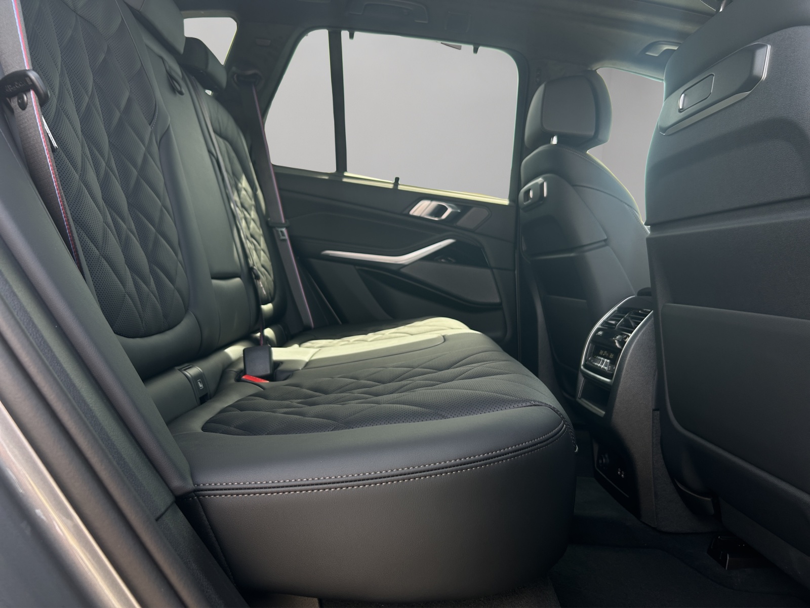 BMW X5 40i xDrive SAG-image-11