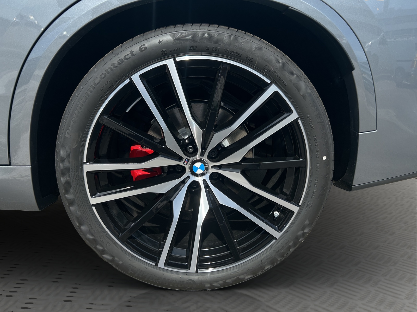 BMW X5 40i xDrive SAG-image-14
