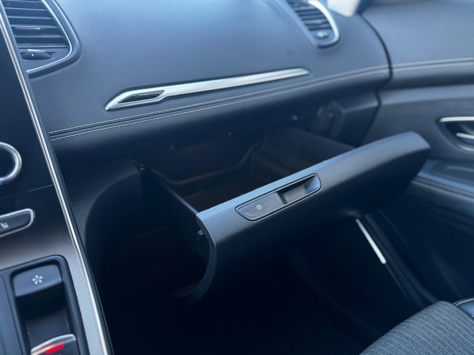 RENAULT Grand Scénic 1.3 16V Turbo Intens EDC-image-19