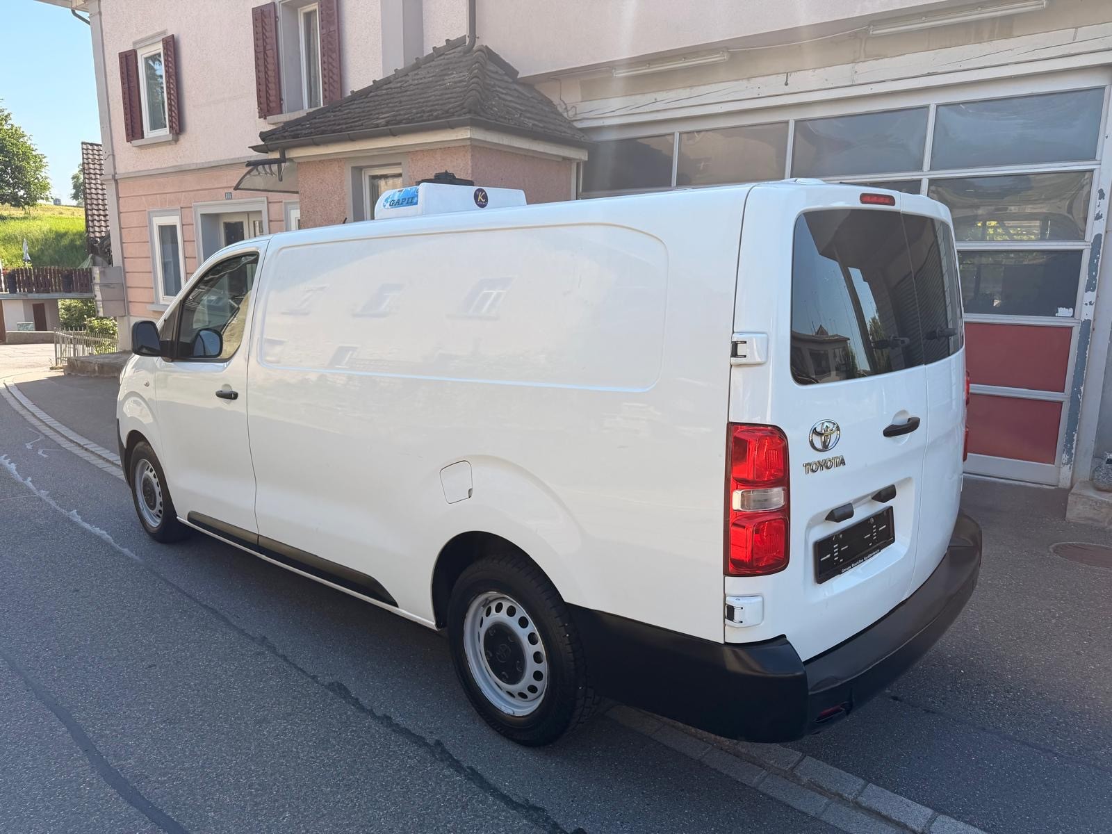 TOYOTA Proace 2.0D Glass Van L2 Active Kühlwagen-image-2