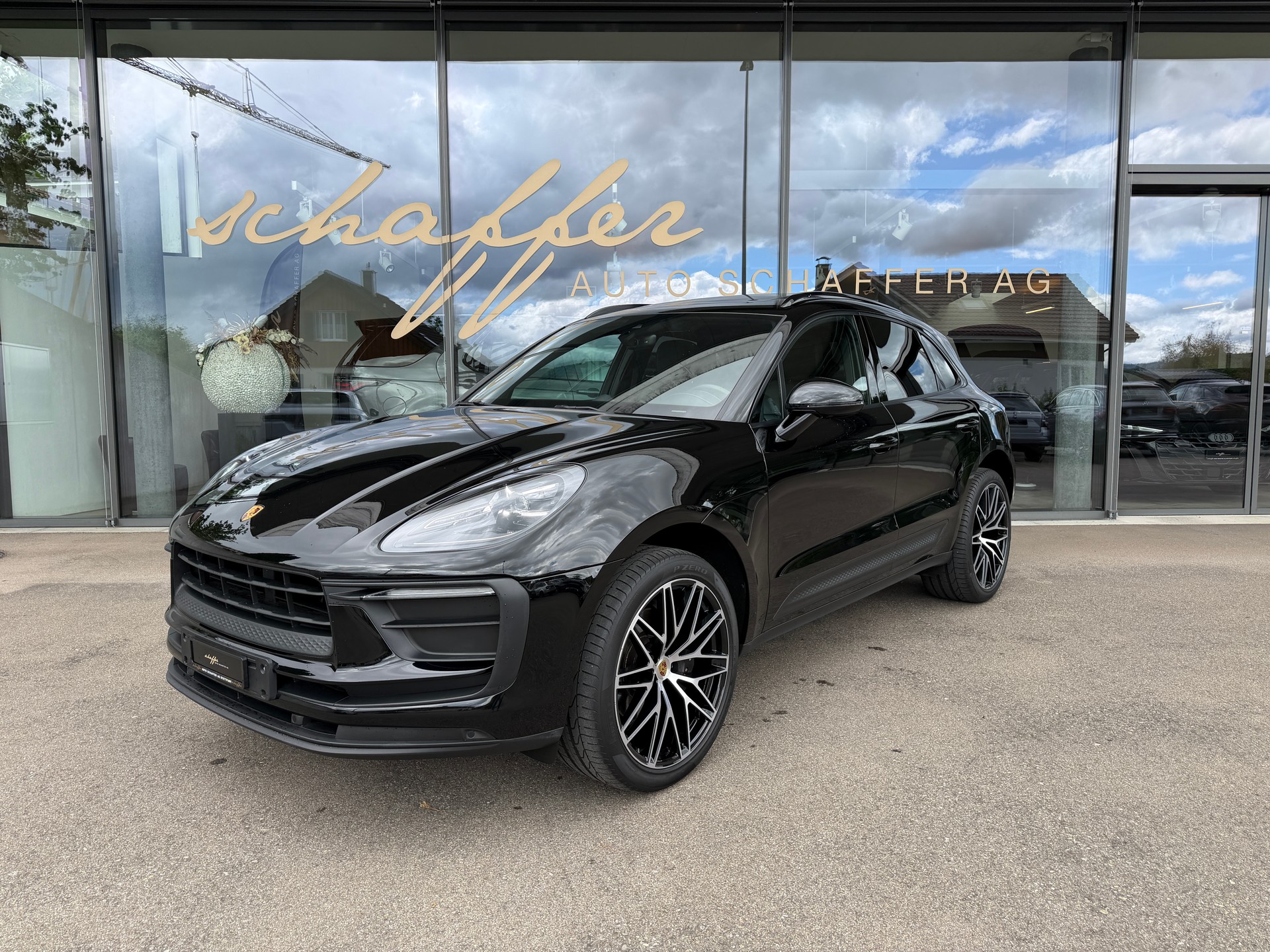 PORSCHE Macan PDK-image-0