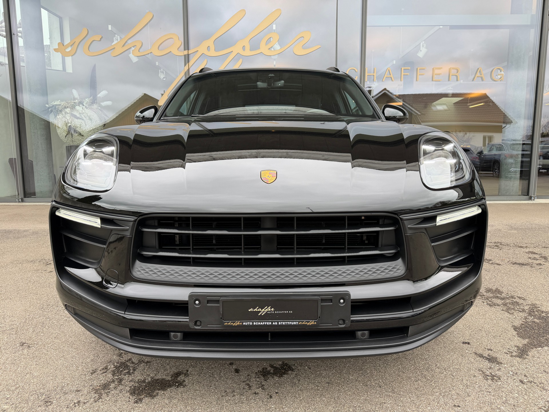 PORSCHE Macan PDK-image-2